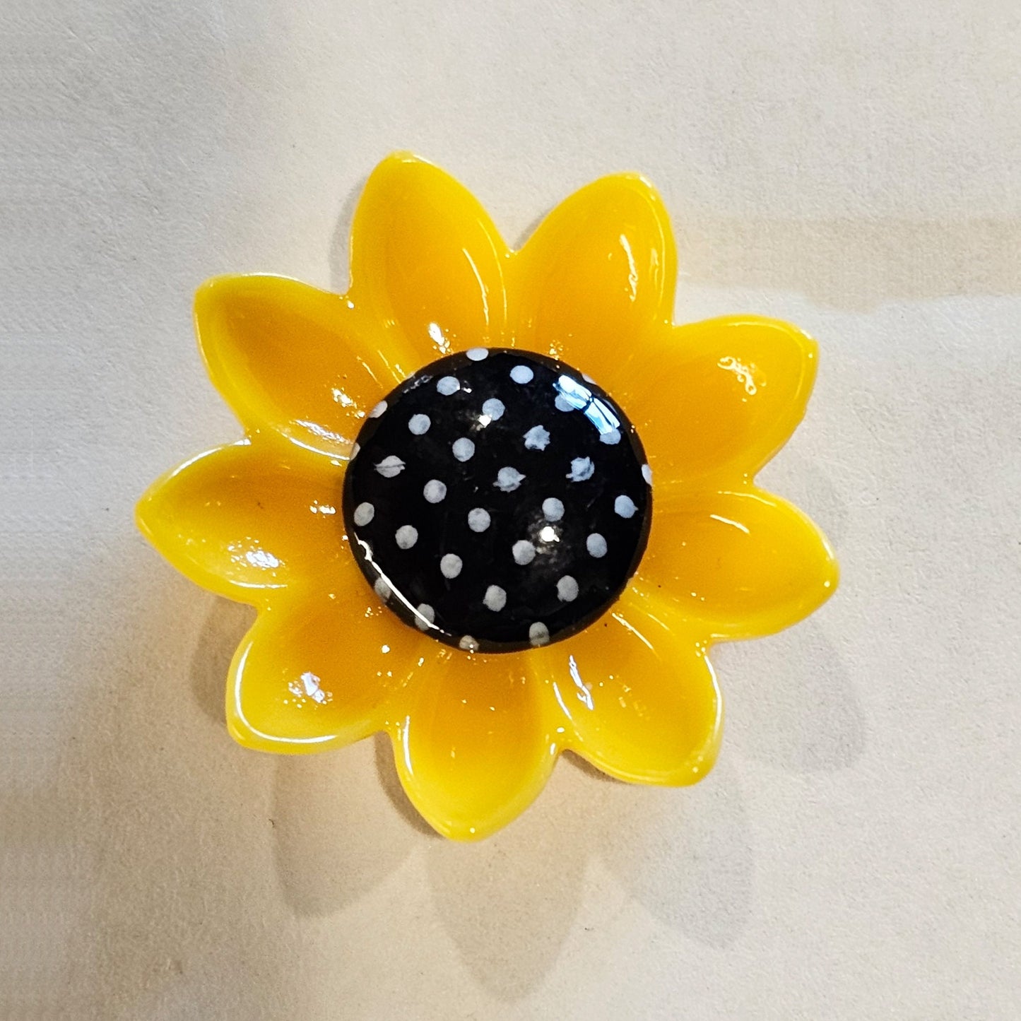 10/25 Pcs Sun Flower Sunflower opaquer color Yellow Cabochons Flat Back Resin Floral #CAB048