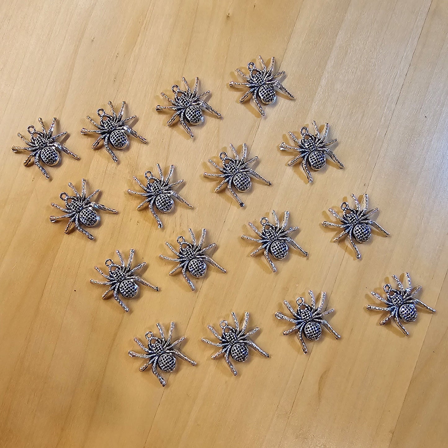 2/5/10 pcs Spider Silver Tone Charms #CM012