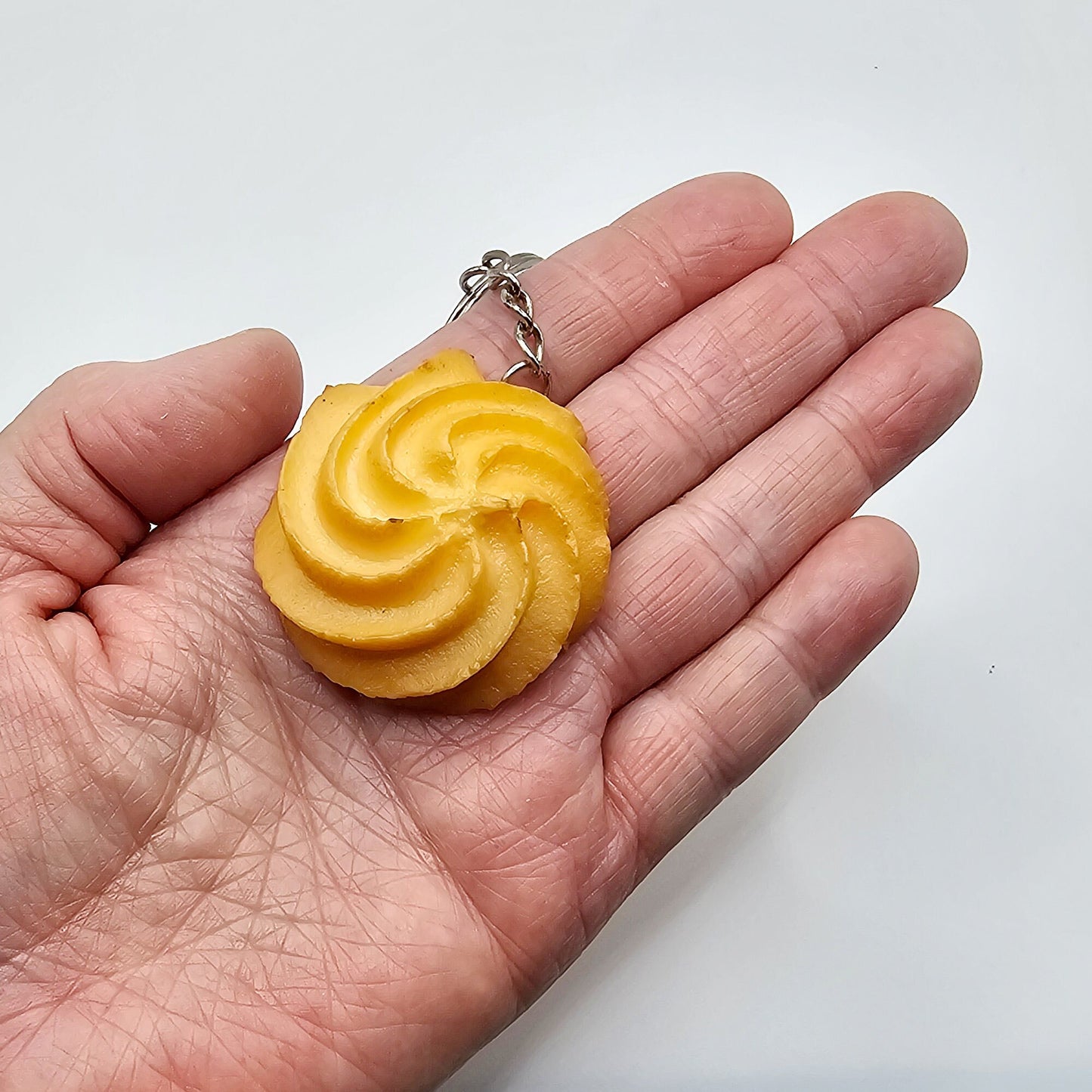 1 Pc Life Size Realistic Butter Cookie Charms Key Chain #KR018