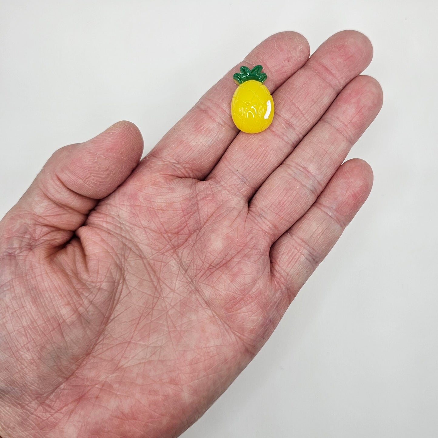 5/10/25 Pcs Transparent Color Pineapple Resin Flat Back Cabochons, Fruits Cabochon #CAB134