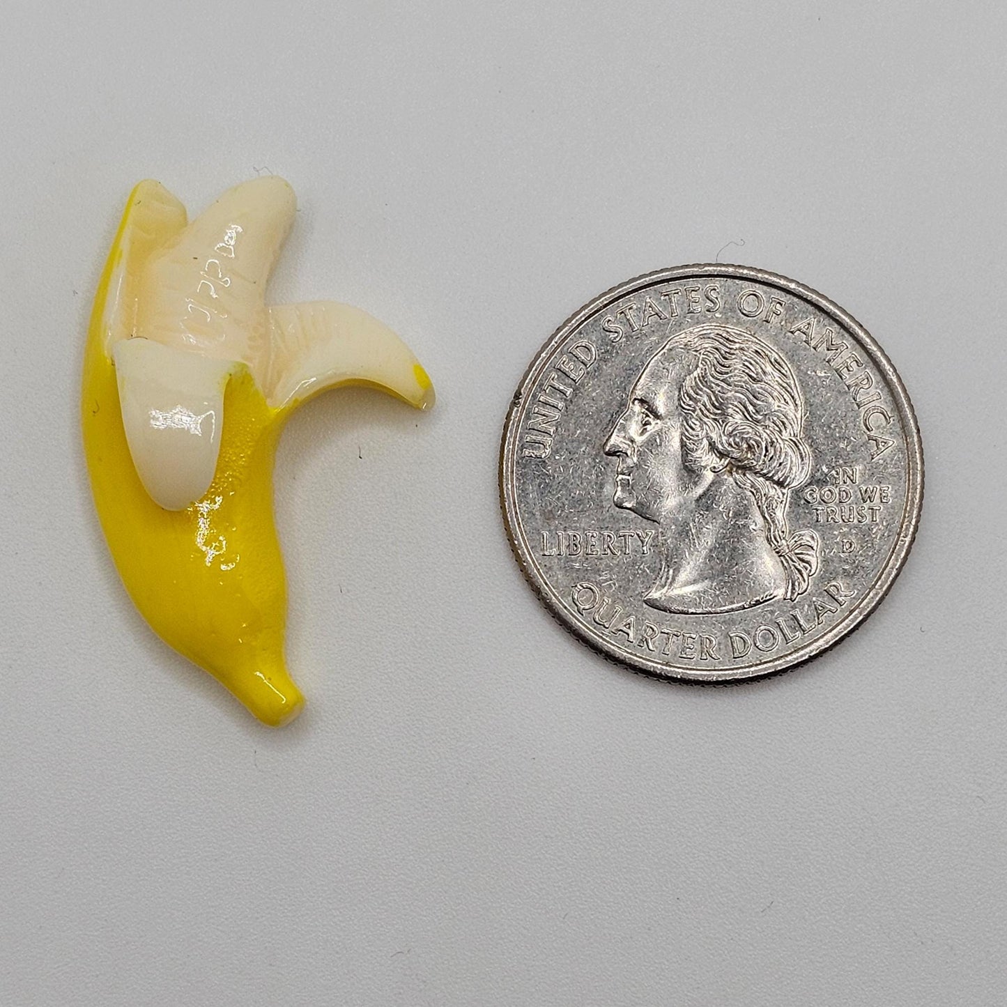 5/10/25 Pcs Peeled Banana Glossy Finish Resin Flat Back Cabochons, Fruits Flatback Cabochon #CAB152