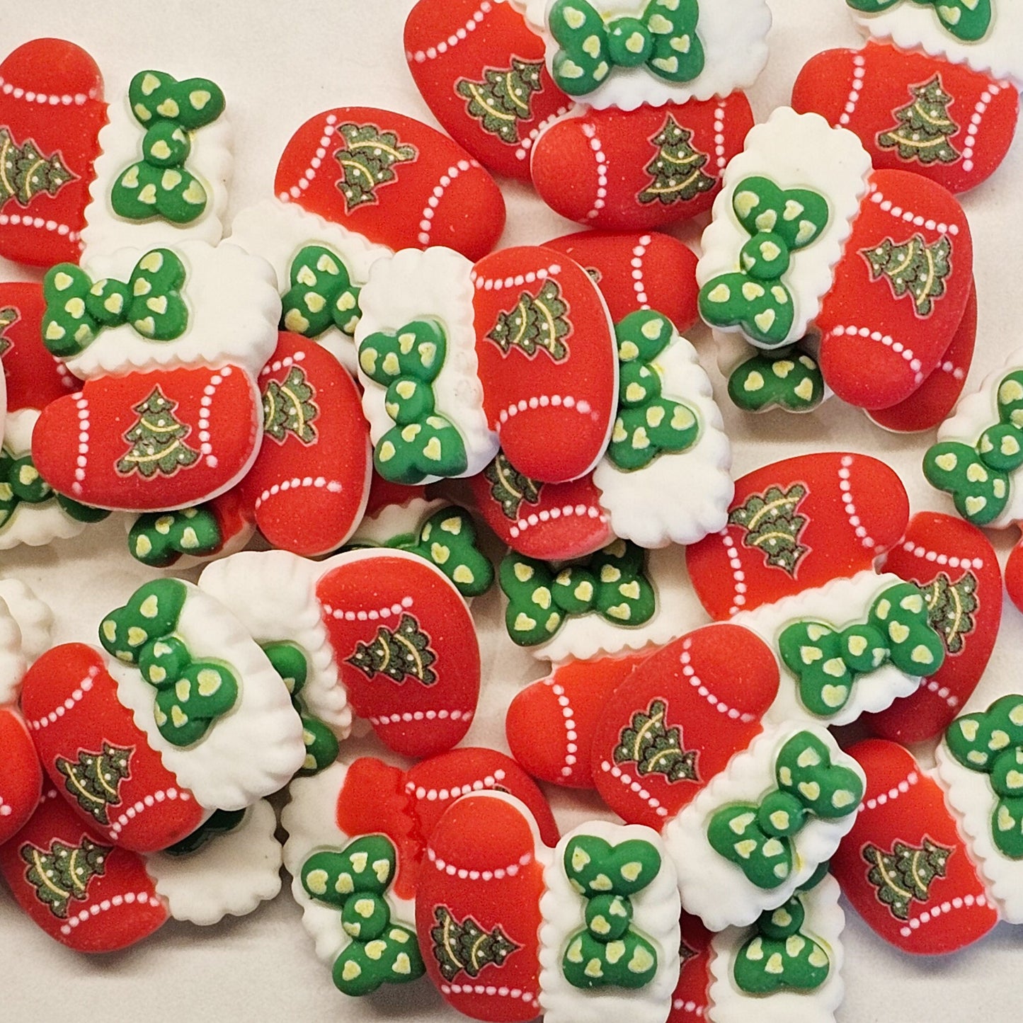 4/10/25 Pcs Christmas Stocking Cabochons Resin Flatback Xmas Holiday Cabochon #CAB008-A