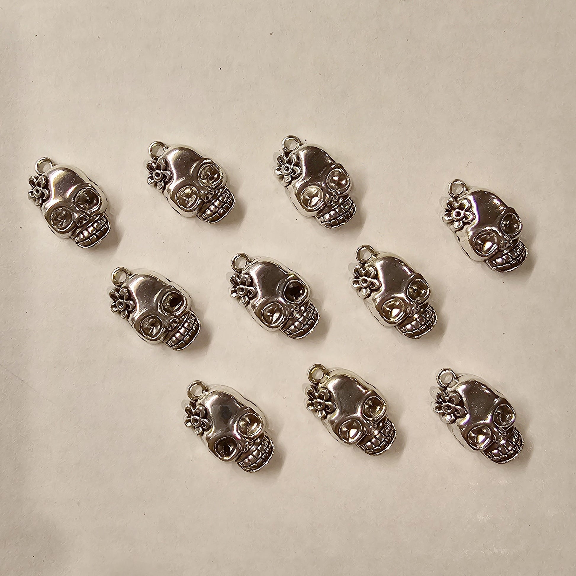4 Pcs Skull Flower Silver Tone Charms #CM018