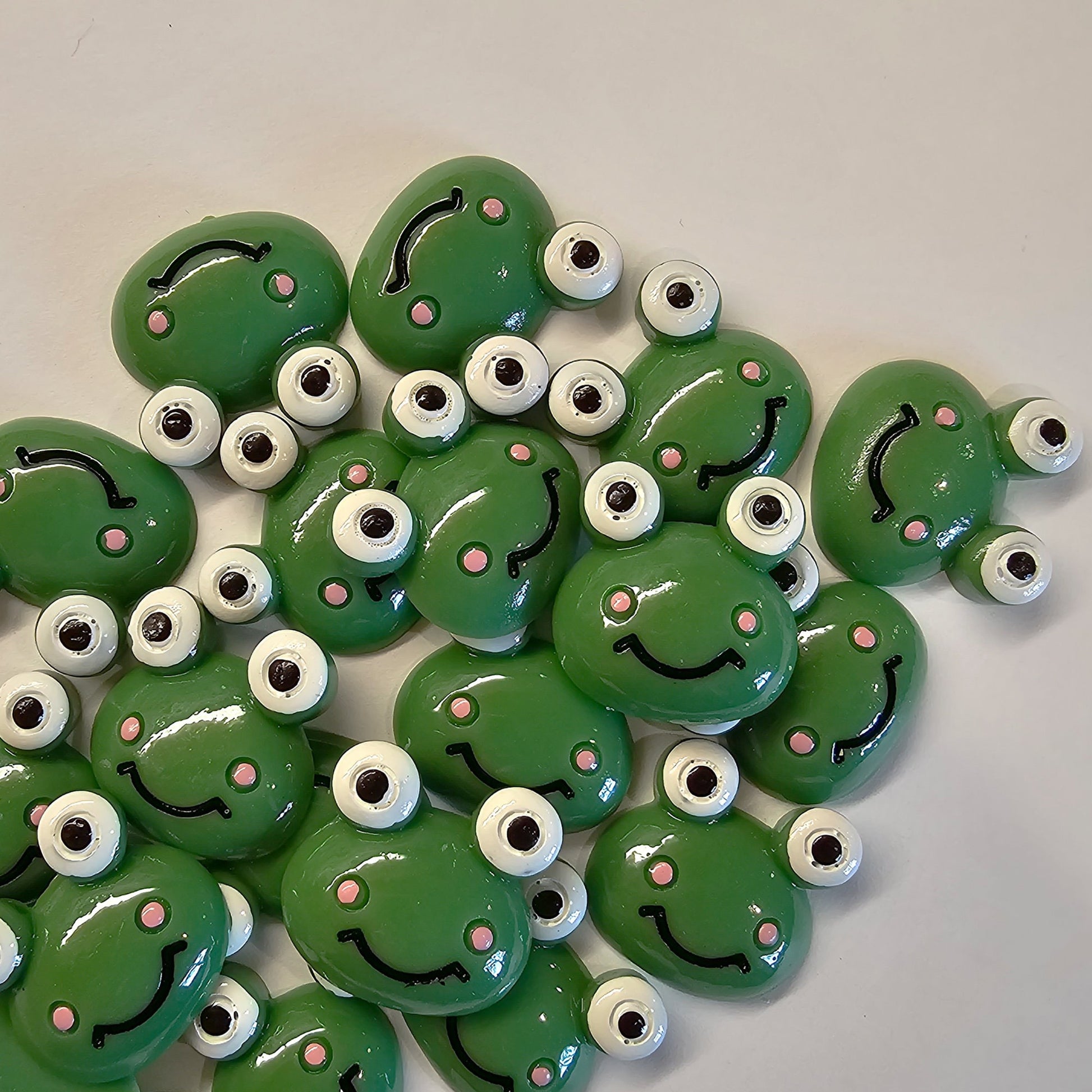 3 pcs Frog Kawaii Cute Cabochons Resin Flatback #CAB058