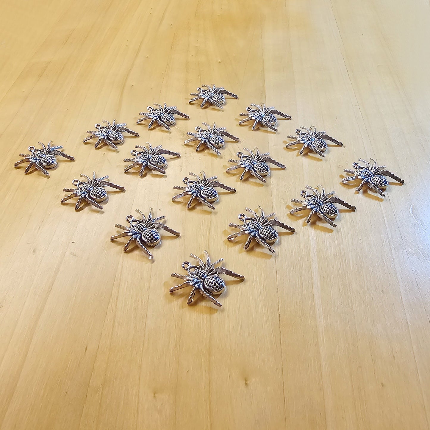 2/5/10 pcs Spider Silver Tone Charms #CM012