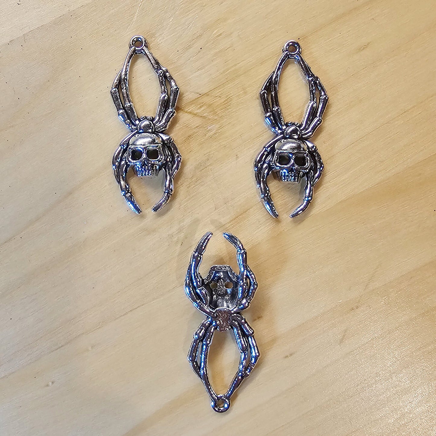 3/10/25 Pcs Silver Tone Skull Spider Charms #CM010