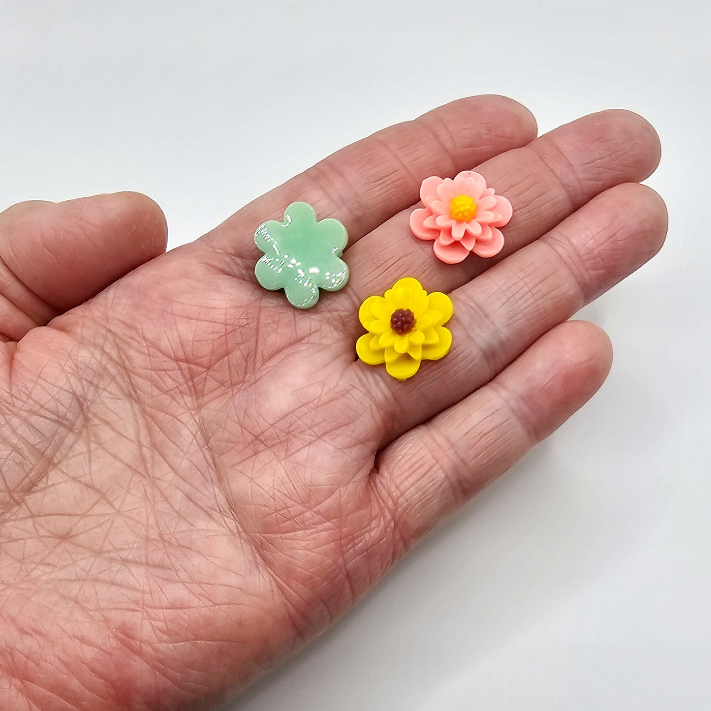 20mm Flower Resin Flatback Cabochons 10/30/50 Pcs #CAB026