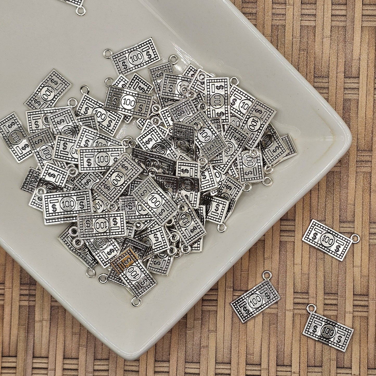 10/25/50 Pcs Double Sided Hundred Dollar Bill Money Charms Silver Tone #CM022