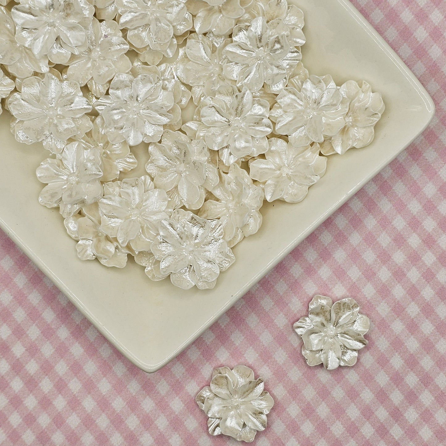 8 Pcs Kawaii Camellia Flower Resin Flatback Cabochons 26mm #CAB074