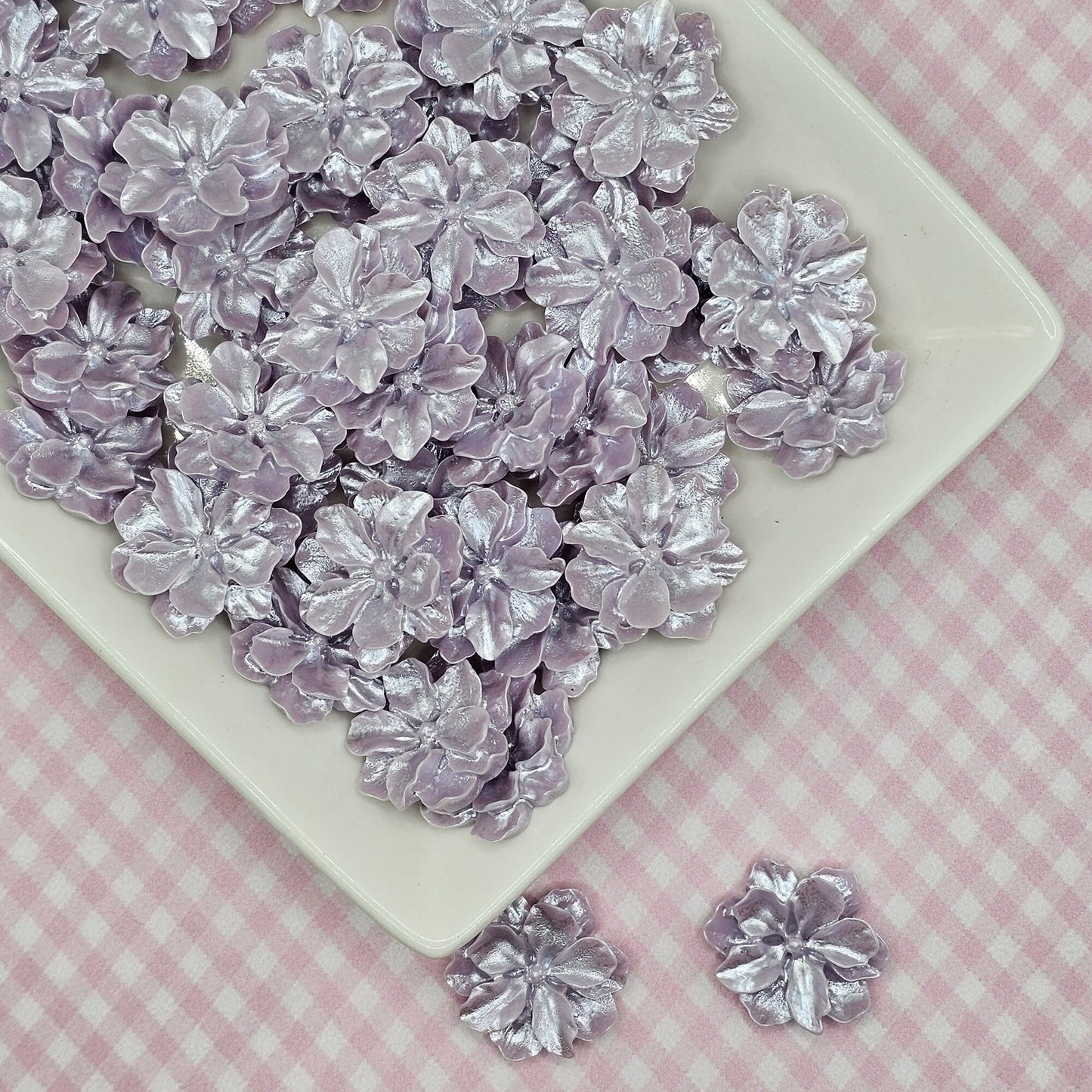 8 Pcs Kawaii Camellia Flower Resin Flatback Cabochons 26mm #CAB074