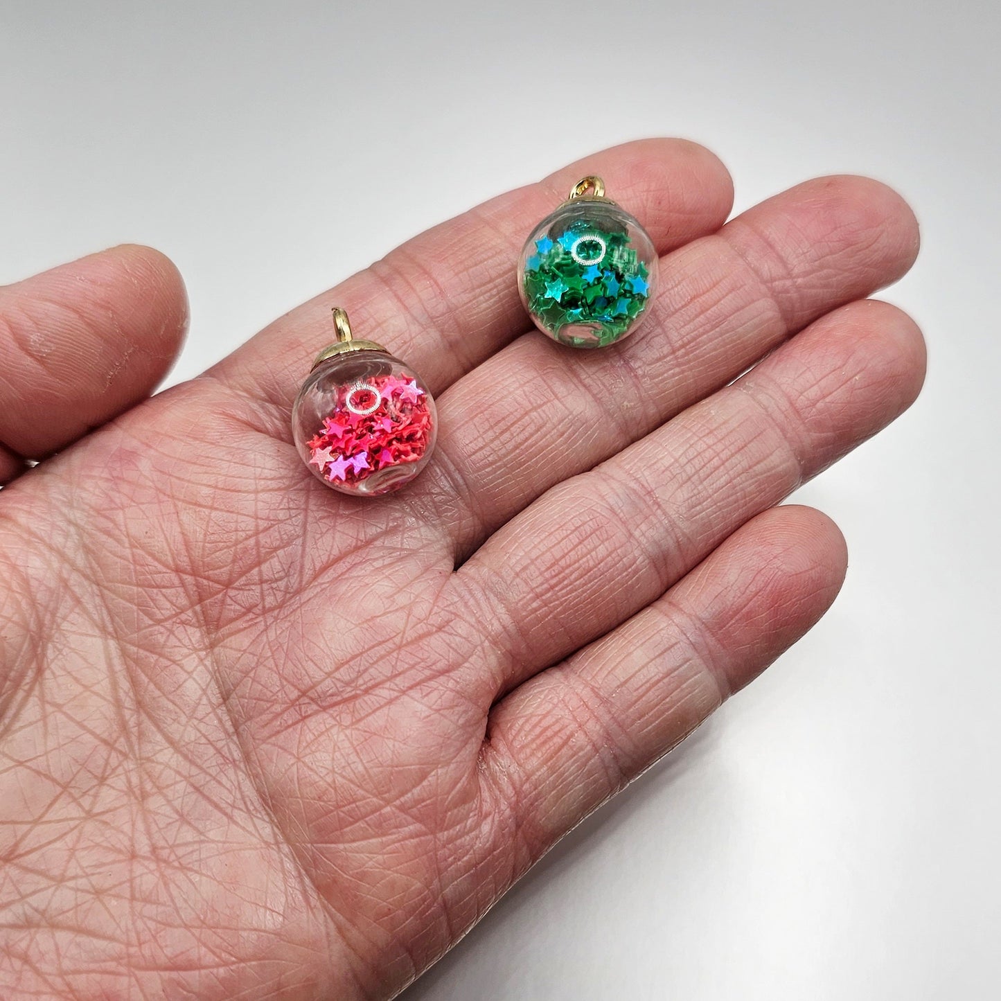 4 /15 Pcs Glass Ball Charms Float Glitter Stars Confetti Stars Jewelry Charm, Charms Pendant #CM001