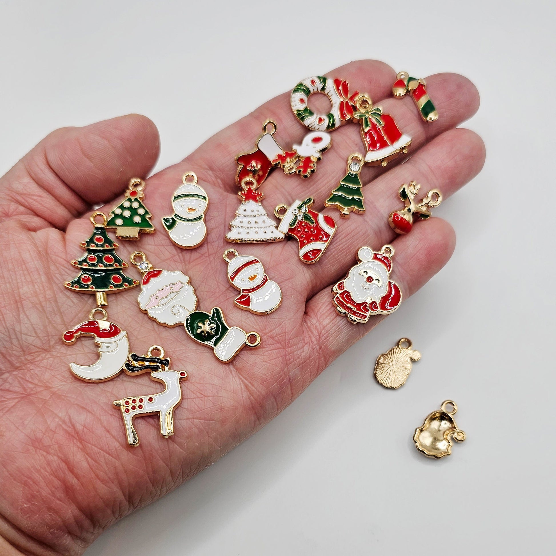 20 Pcs Mixed Bulk Lot Enamel Christmas Charms, Christmas Tree Socks Santa Snowman Rudolph reindeer Jewelry Earring Bracelet Pendant #CM007