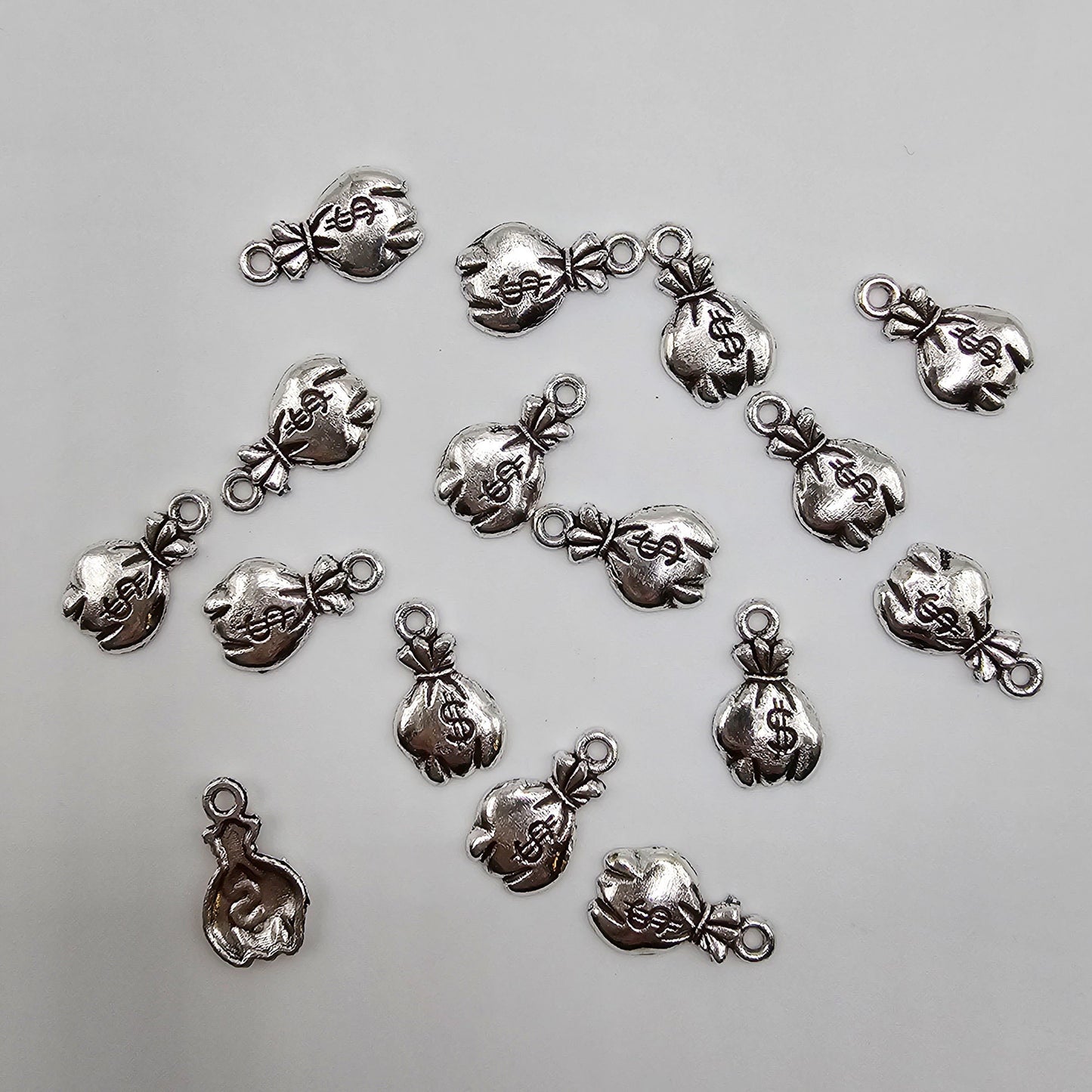 10/25/50 Pcs Money Bag Silver Tone Charms, Charm #CM021