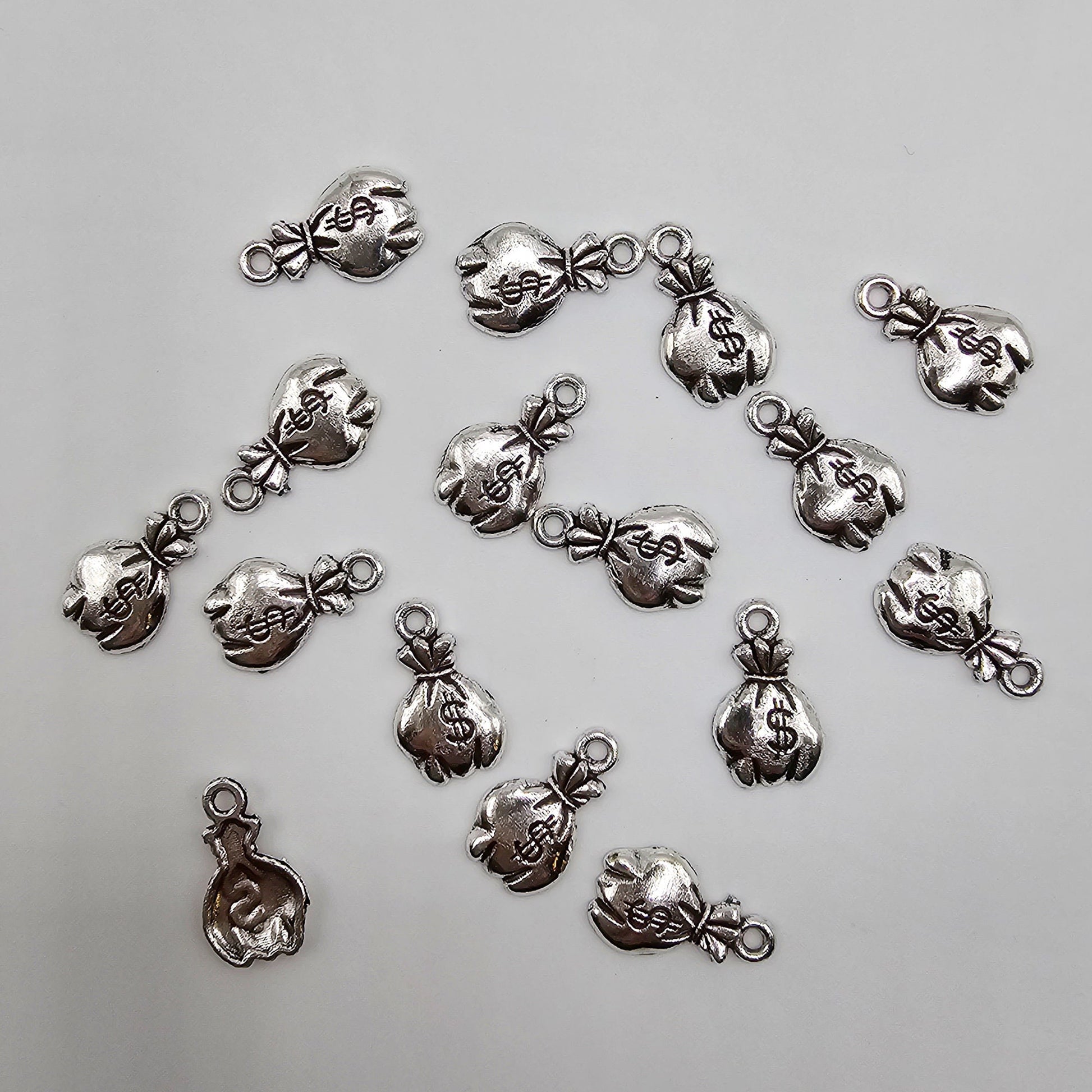 10/25/50 Pcs Money Bag Silver Tone Charms, Charm #CM021