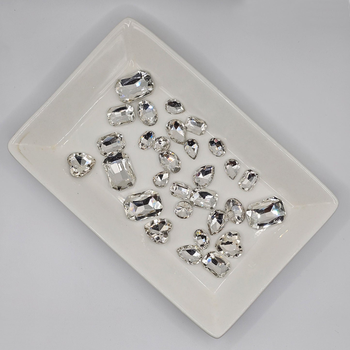 30 Pcs Clear Mixed Shapes and Sizes Glass Point Back Gems Jewels Rhinestones Hearts Teardrop Rectangle Oval Round 10x14mm 13x18mm 18x25mm