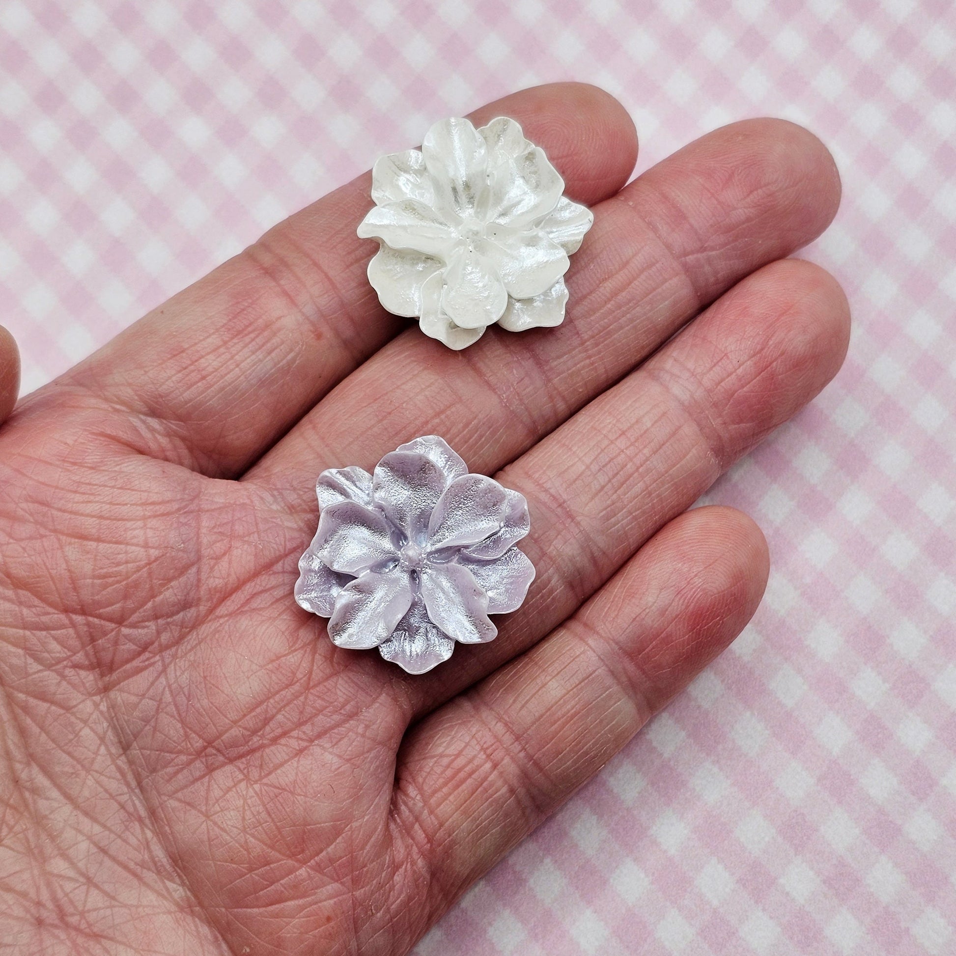 8 Pcs Kawaii Camellia Flower Resin Flatback Cabochons 26mm #CAB074