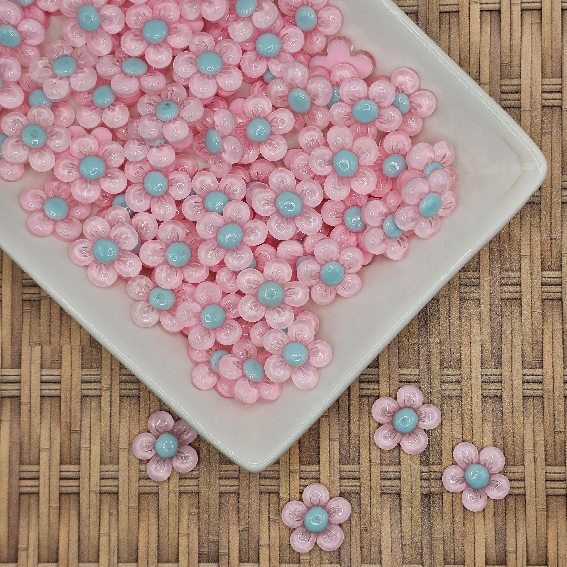 10/25 Pcs Translucent Round Flower Resin Flatback Cabochons Purple Pink 20mm #CAB010