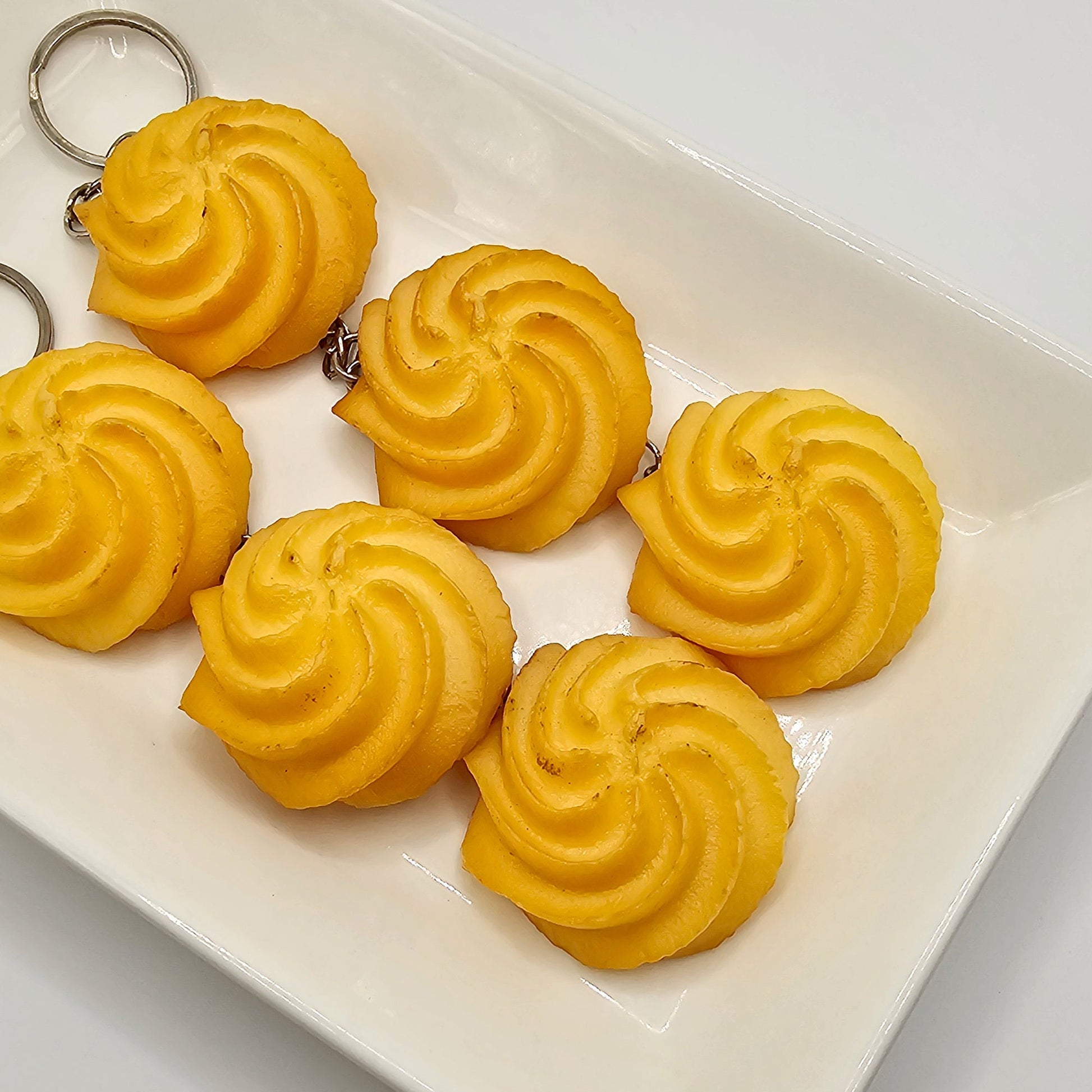 1 Pc Life Size Realistic Butter Cookie Charms Key Chain #KR018