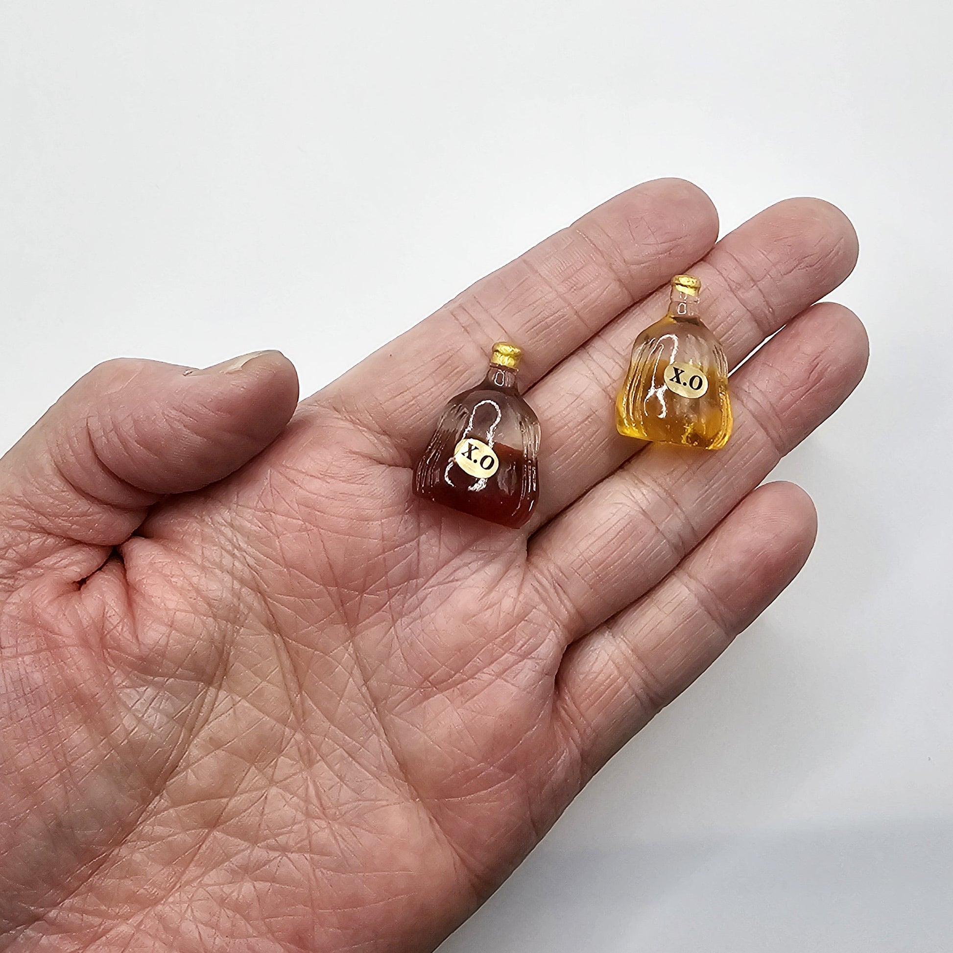 5/20 Pcs Miniature XO Cognac Liquor Bottle Whiskey Scotch Resin Drink Bottles Cabochon, Cabochons #CAB099