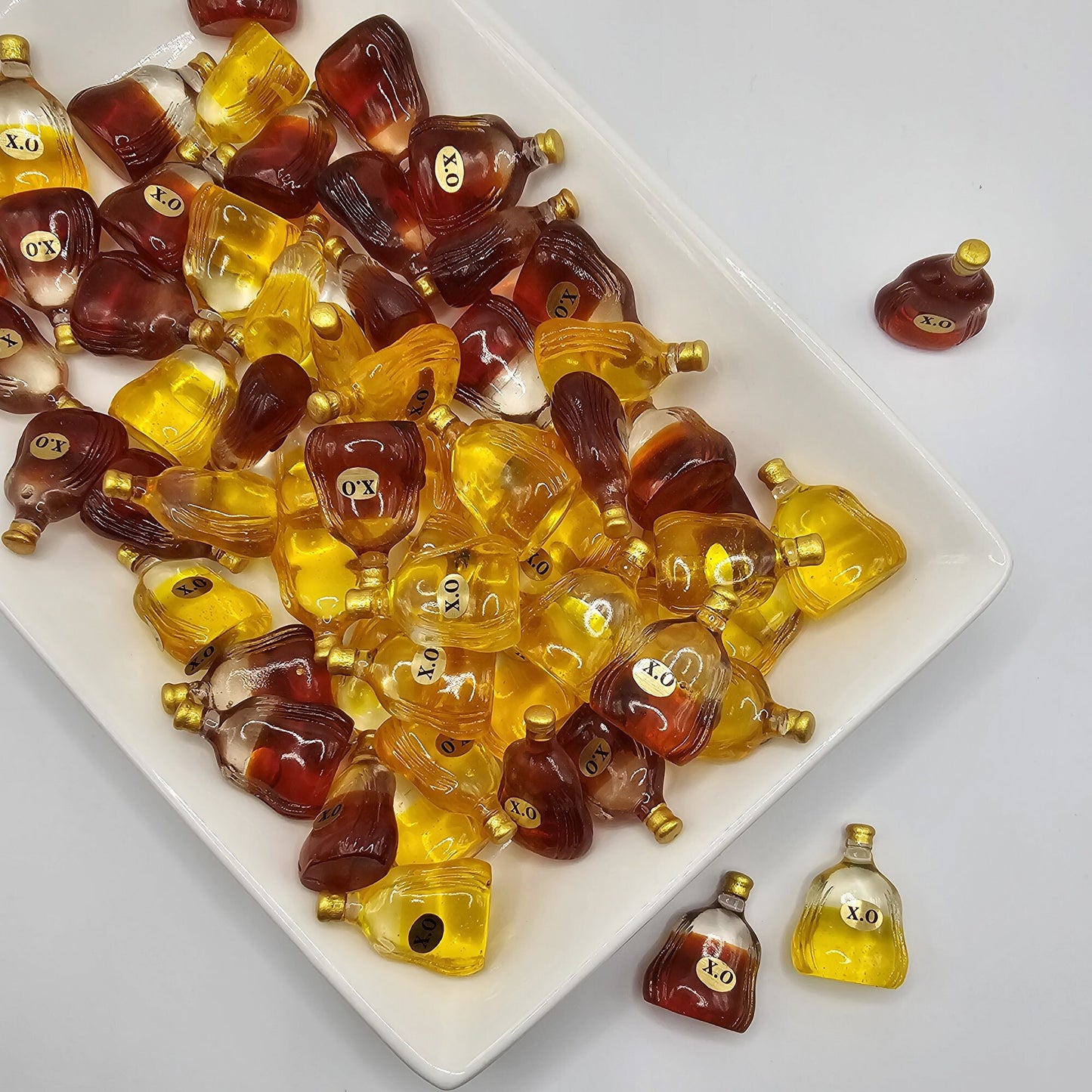 5/20 Pcs Miniature XO Cognac Liquor Bottle Whiskey Scotch Resin Drink Bottles Cabochon, Cabochons #CAB099