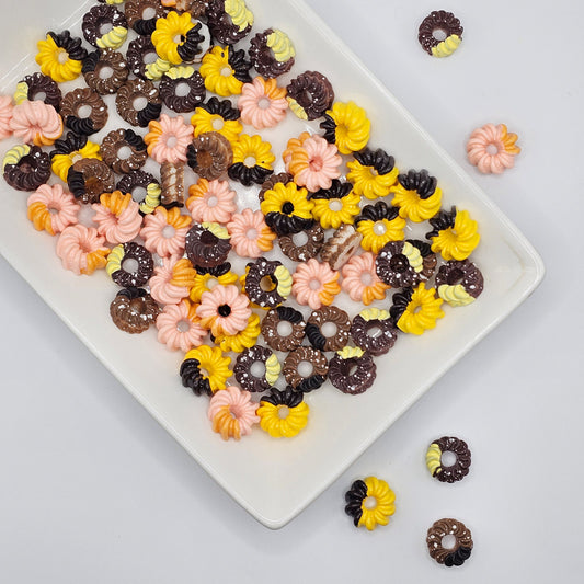 8/20 Pcs Miniature French Cruller Twist Donut Cabochons, Resin Flat Back Cabochon, Charm #CAB101