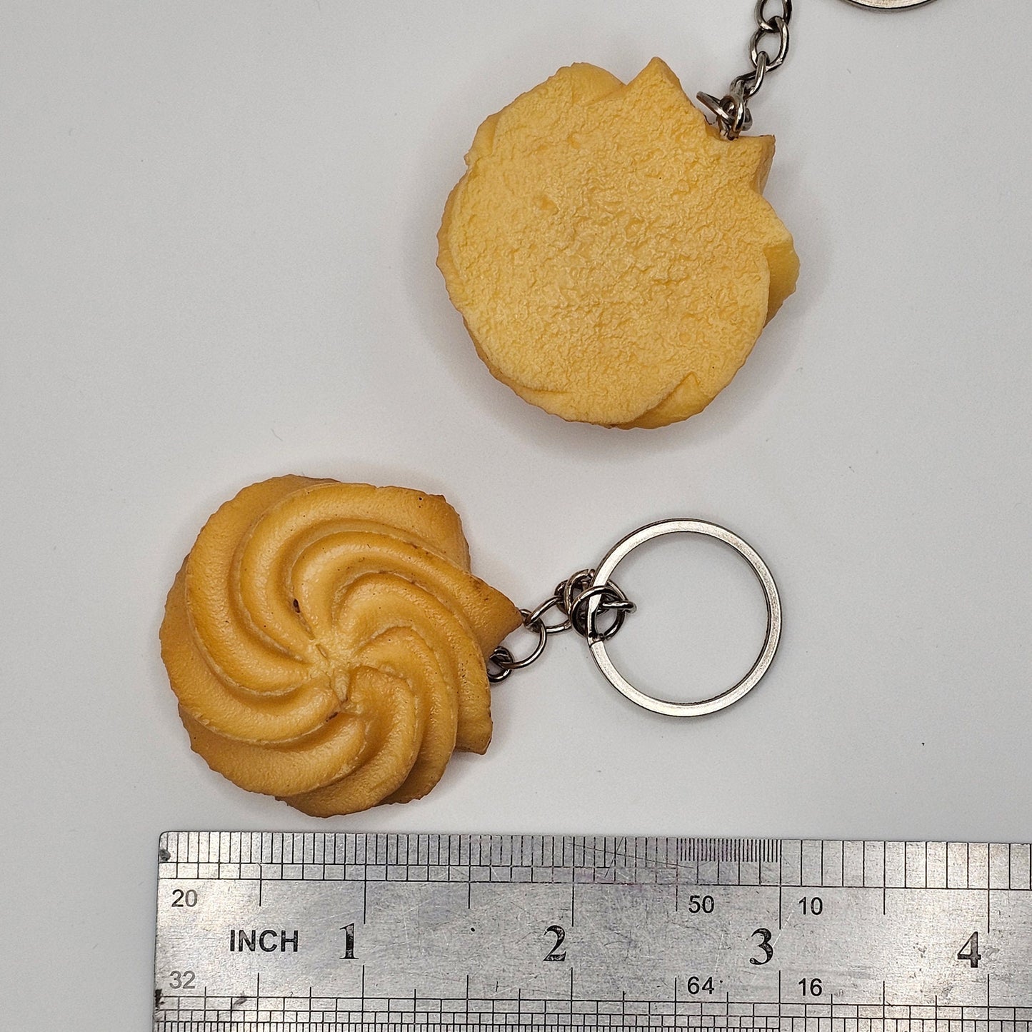 1 Pc Life Size Realistic Butter Cookie Charms Key Chain #KR018