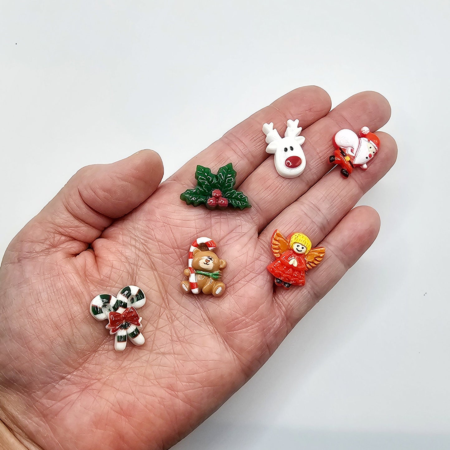 20 Pcs Mixed Bulk Lot Christmas Cabochons, Flat Back Resin Cabochon, Christmas Tree Socks Santa Snowman Rudolph Reindeer Snowman # CAB092