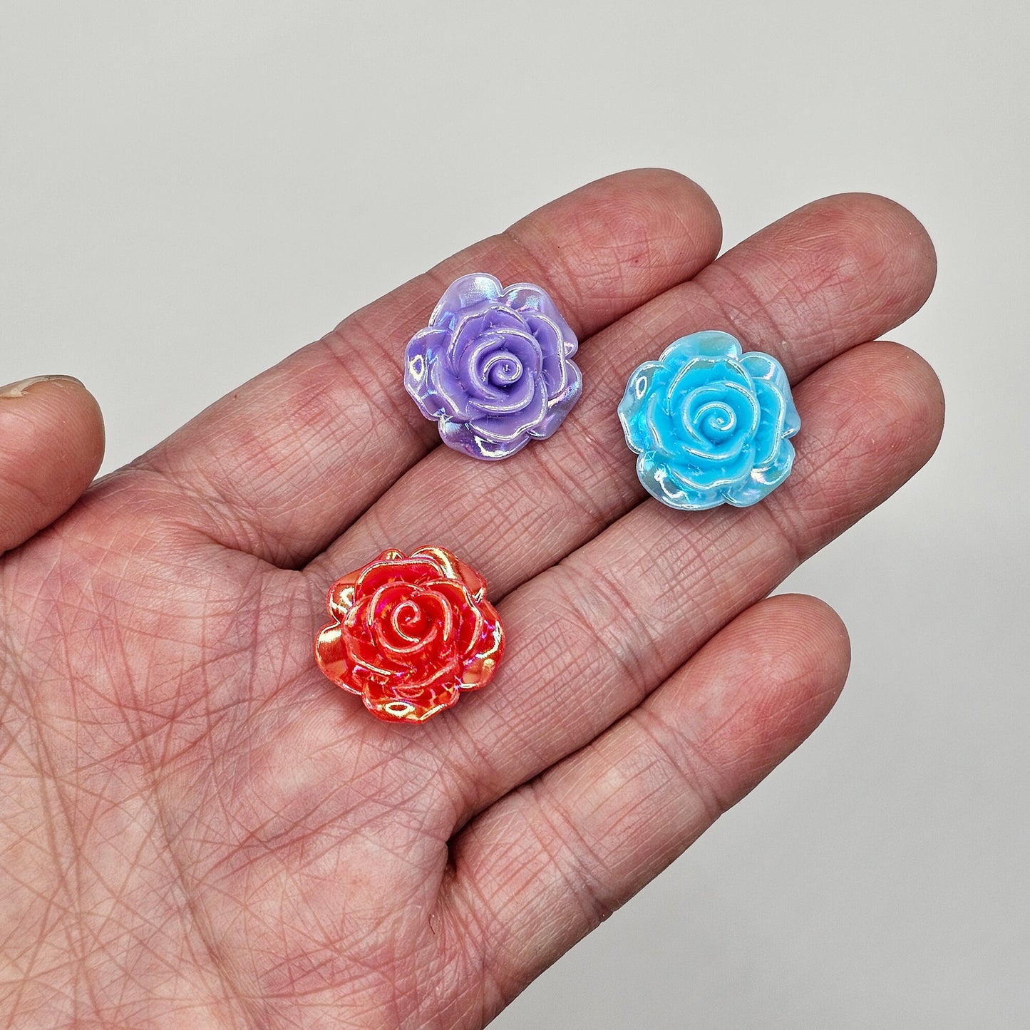 10/30 Pcs Iridescent color rose flower Beads Cabochon Resin Flat Back Cabochons, Loose Beads, charms with hole 18mm #CAB111
