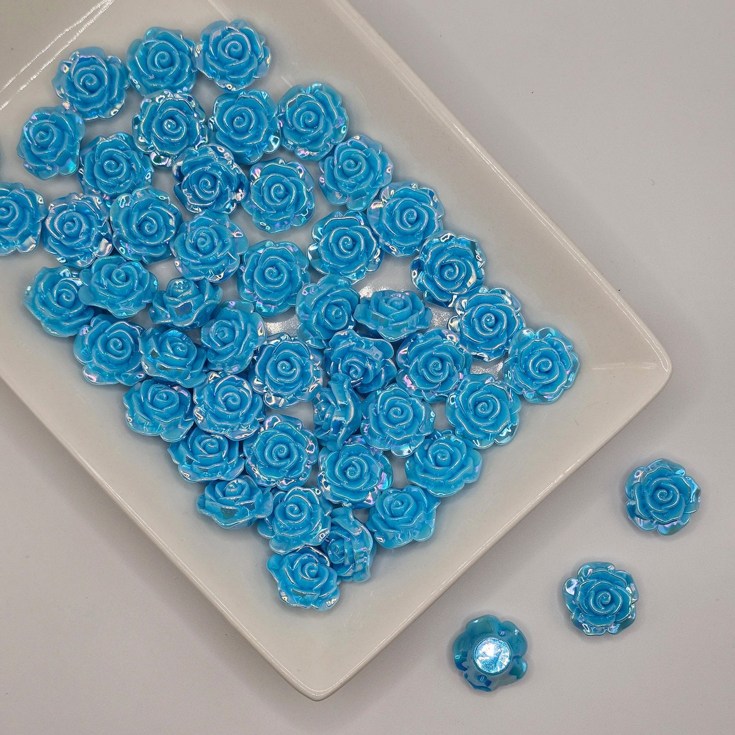 10/30 Pcs Iridescent color rose flower Beads Cabochon Resin Flat Back Cabochons, Loose Beads, charms with hole 18mm #CAB111