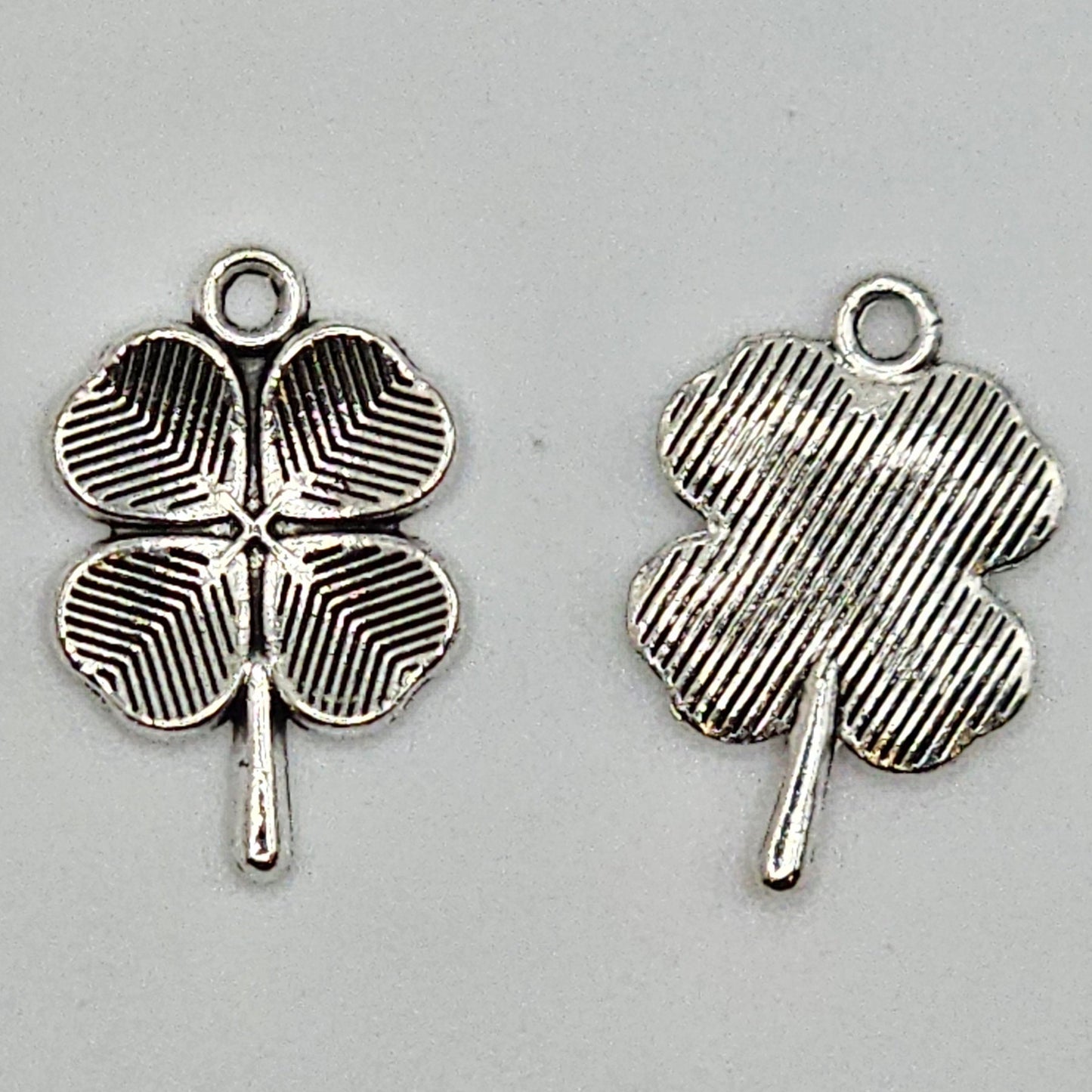 10/25/50 Pcs Clover Leaf Leaves Silver Tone Charm, Charms #CM025