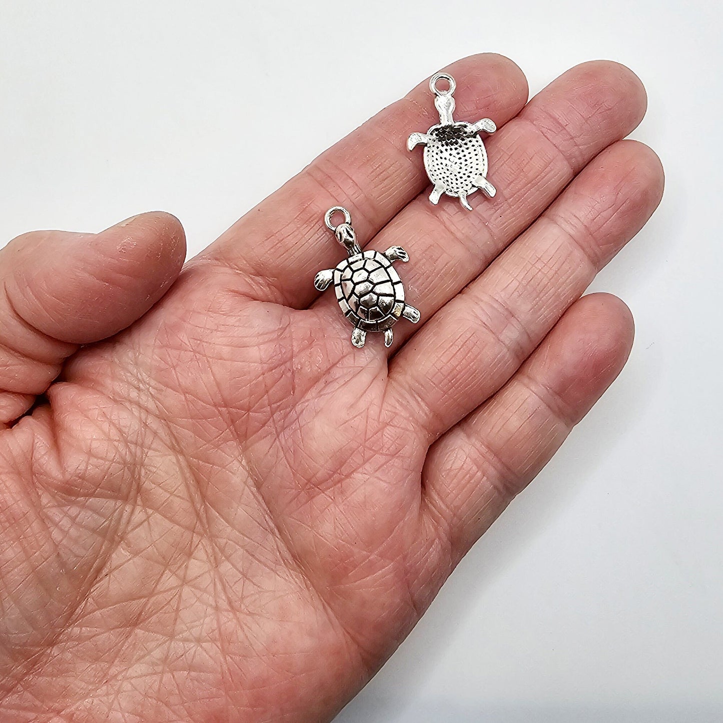 10/25/50 Pcs Turtle Silver Tone Charm, Charms #CM027