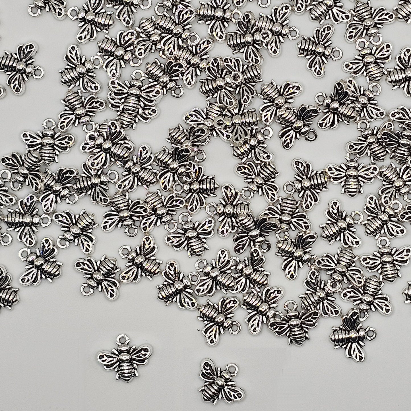 10/25/50 Pcs Mini Tiny Bee Silver Tone Charm, Charms #CM031