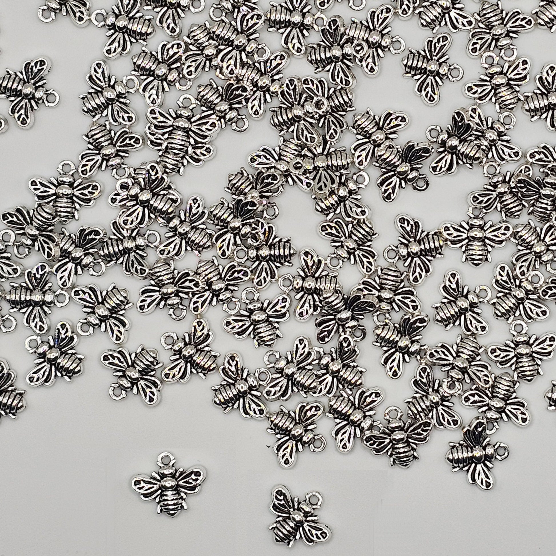 10/25/50 Pcs Mini Tiny Bee Silver Tone Charm, Charms #CM031
