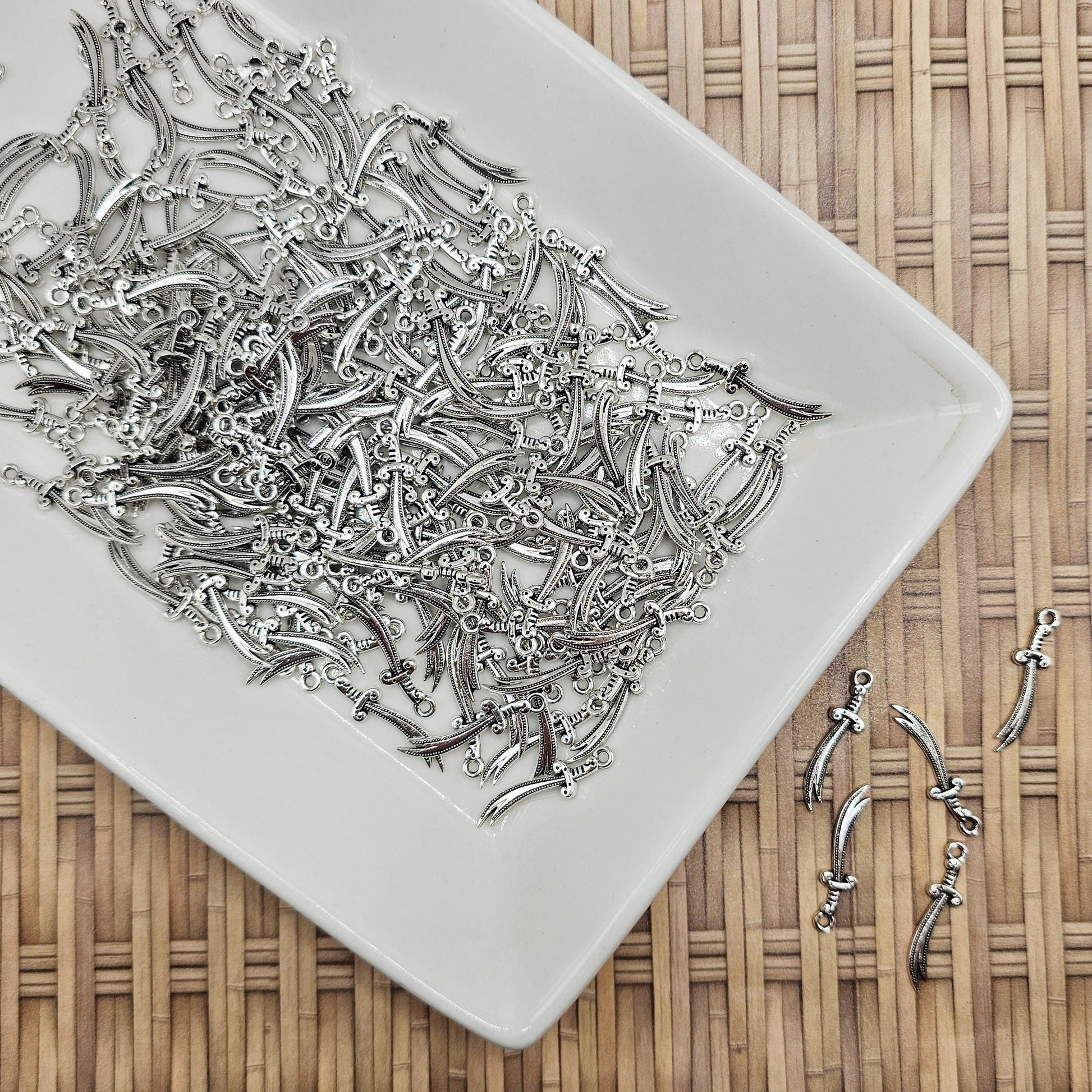 10/25/50 Pcs Medieval Dagger Sword Silver Tone Charm, Charms #CM048