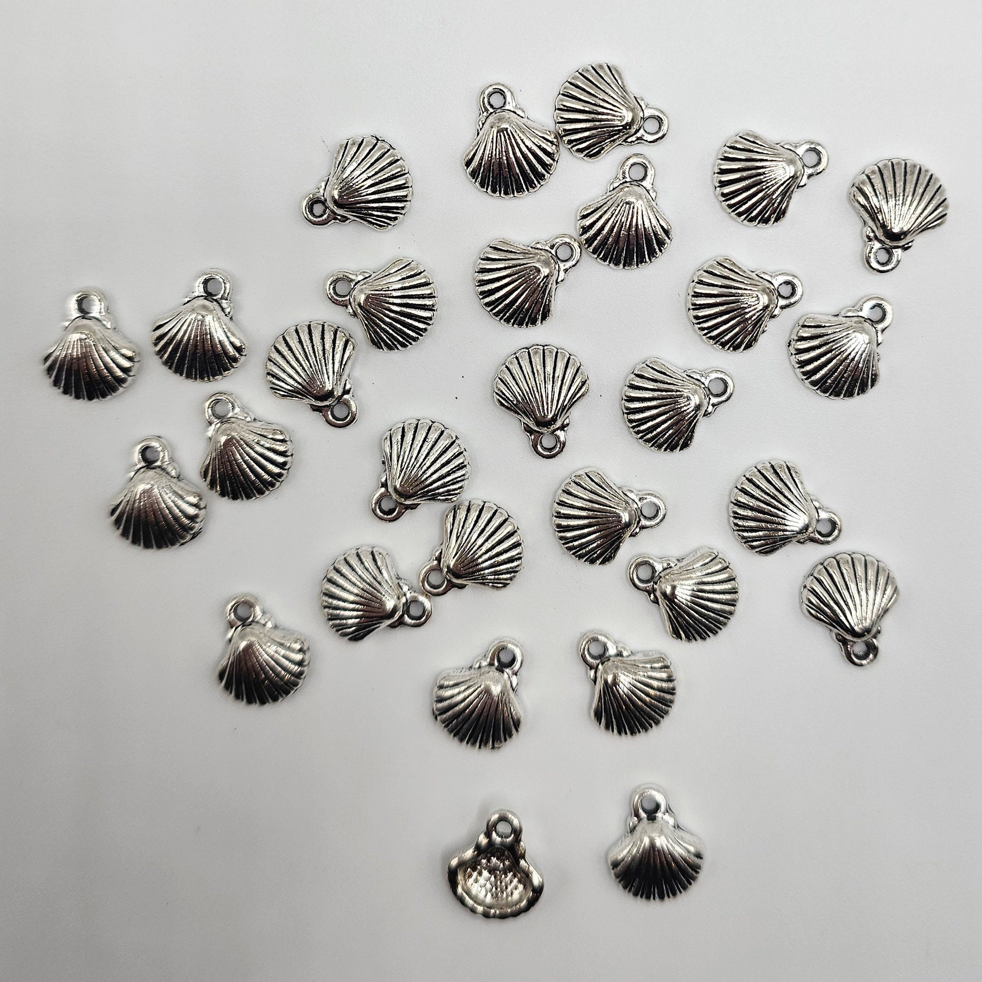 10/25/50 Pcs Seashell Silver Tone Charm, Charms #CM042