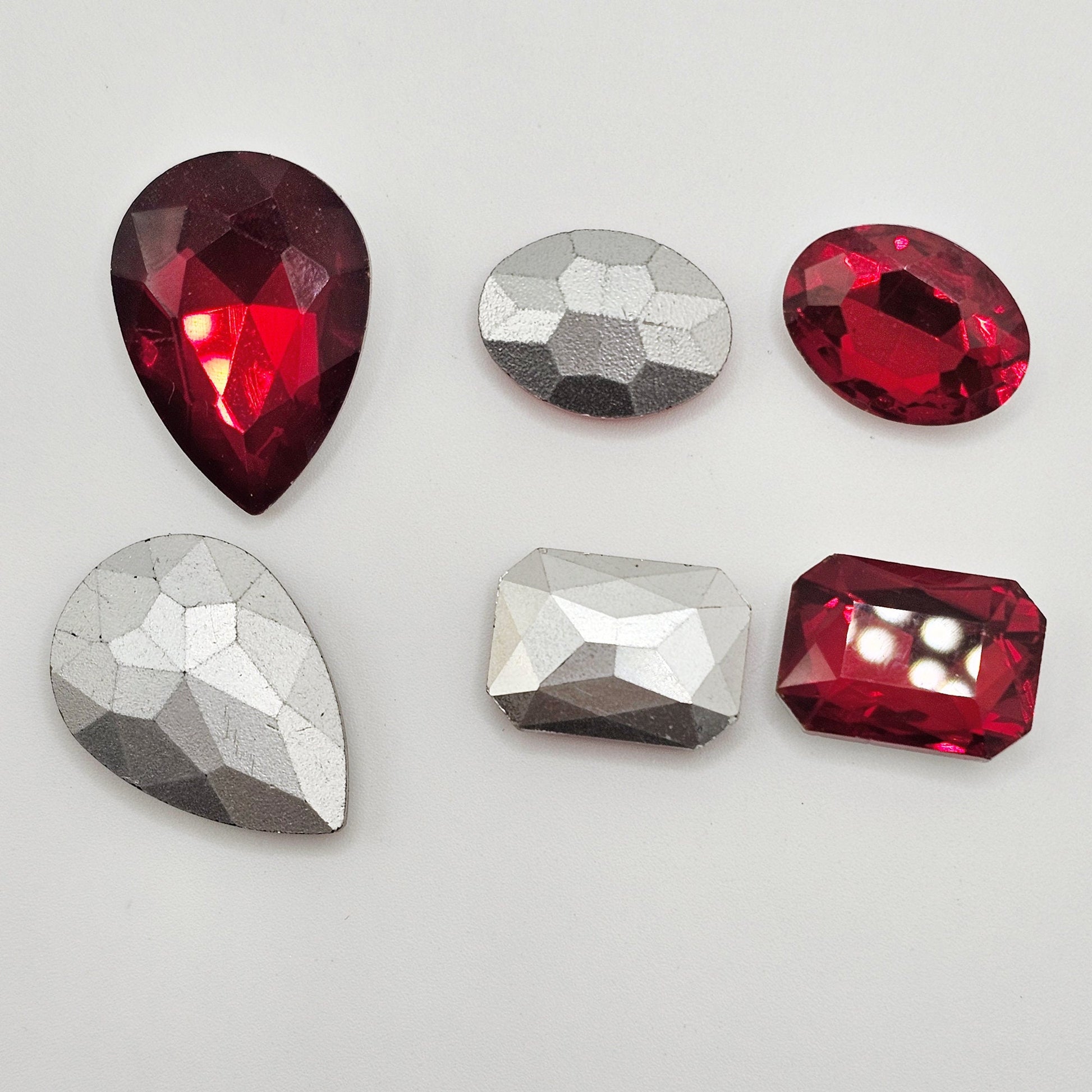 30 Pcs Red Mixed Shapes and Sizes Glass Point Back Gems Jewels Rhinestones Hearts Teardrop Rectangle Oval Round 10x14mm 13x18mm 18x25mm