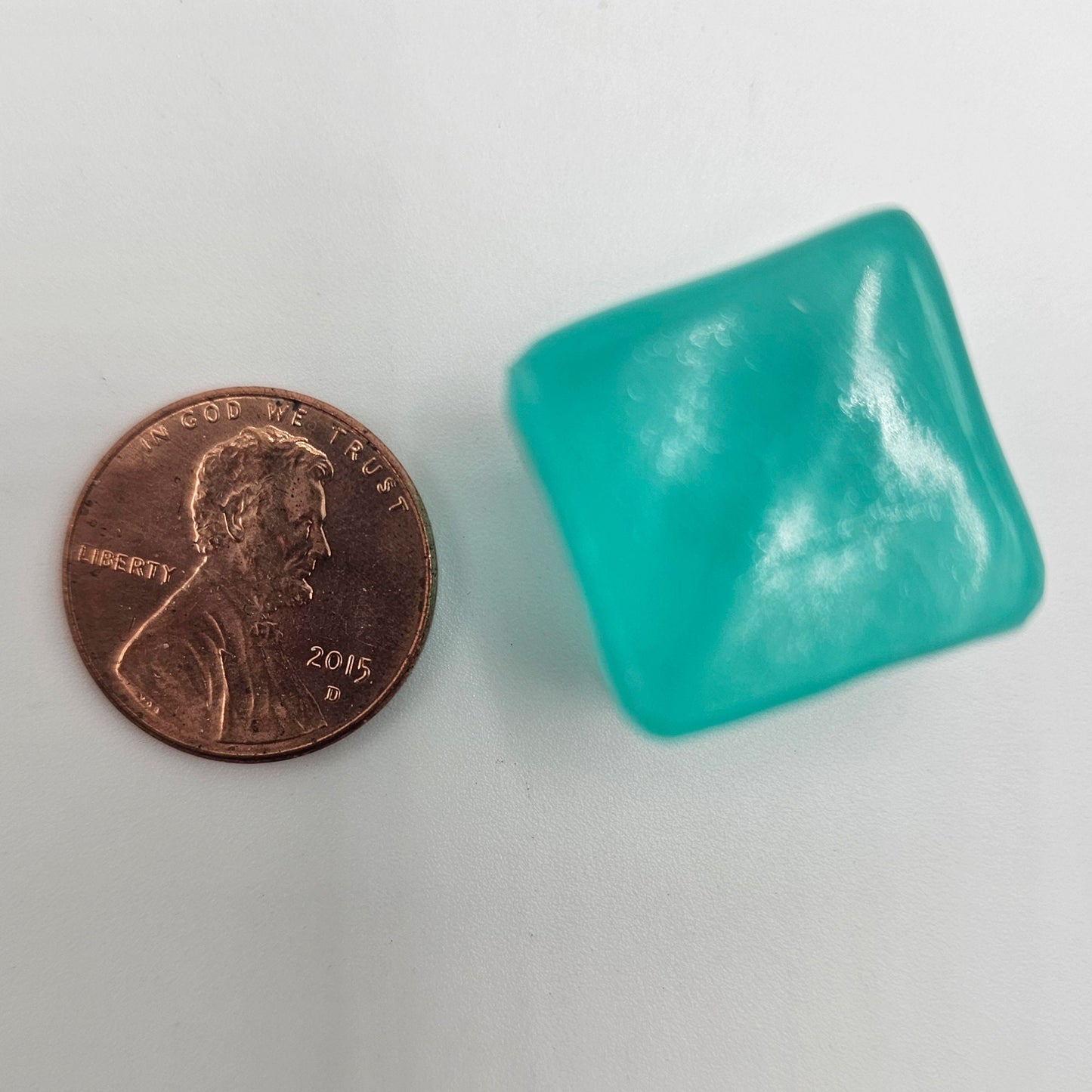 6/15 Pcs Glow in the Dark Multi Color Ice Cube Chunks, Fluorescent Acrylic Blocks, Faux Ice Cubes, Cabochons #CAB122