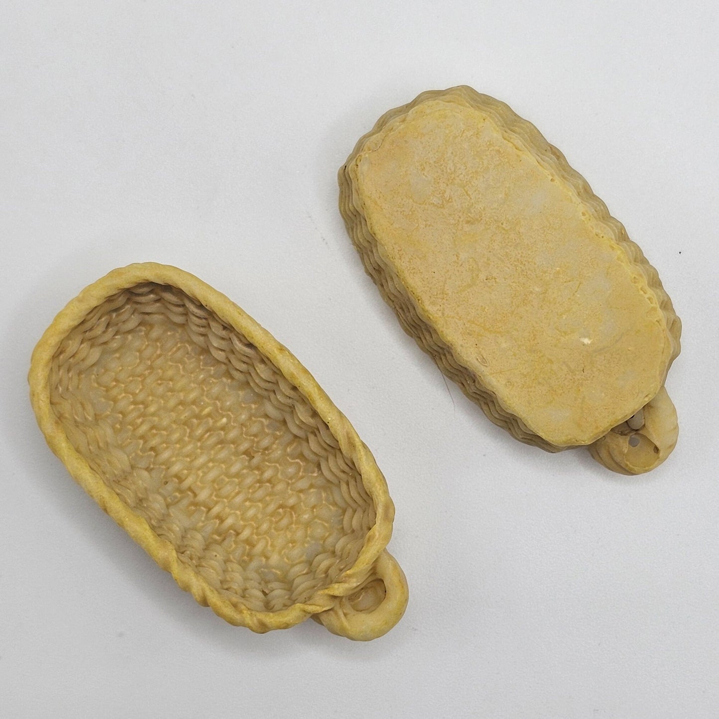 5 Pcs Miniature Dollhouse Basket Tray Flat Back Cabochons, Faux Wicker Basket Flatback Cabochon #CAB135