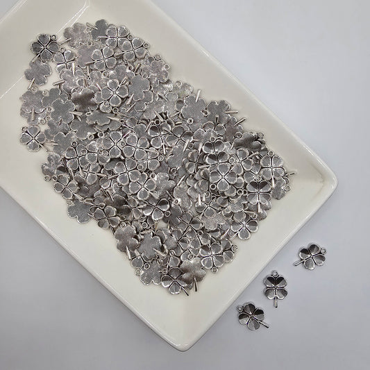 10/25/50 Pcs Clover Leaf Leaves Silver Tone Charm, Charms #CM025