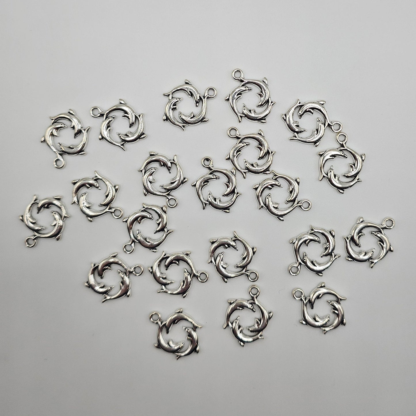 10/25/50 Pcs Dolphin Fish Silver Tone Charm, Charms #CM030