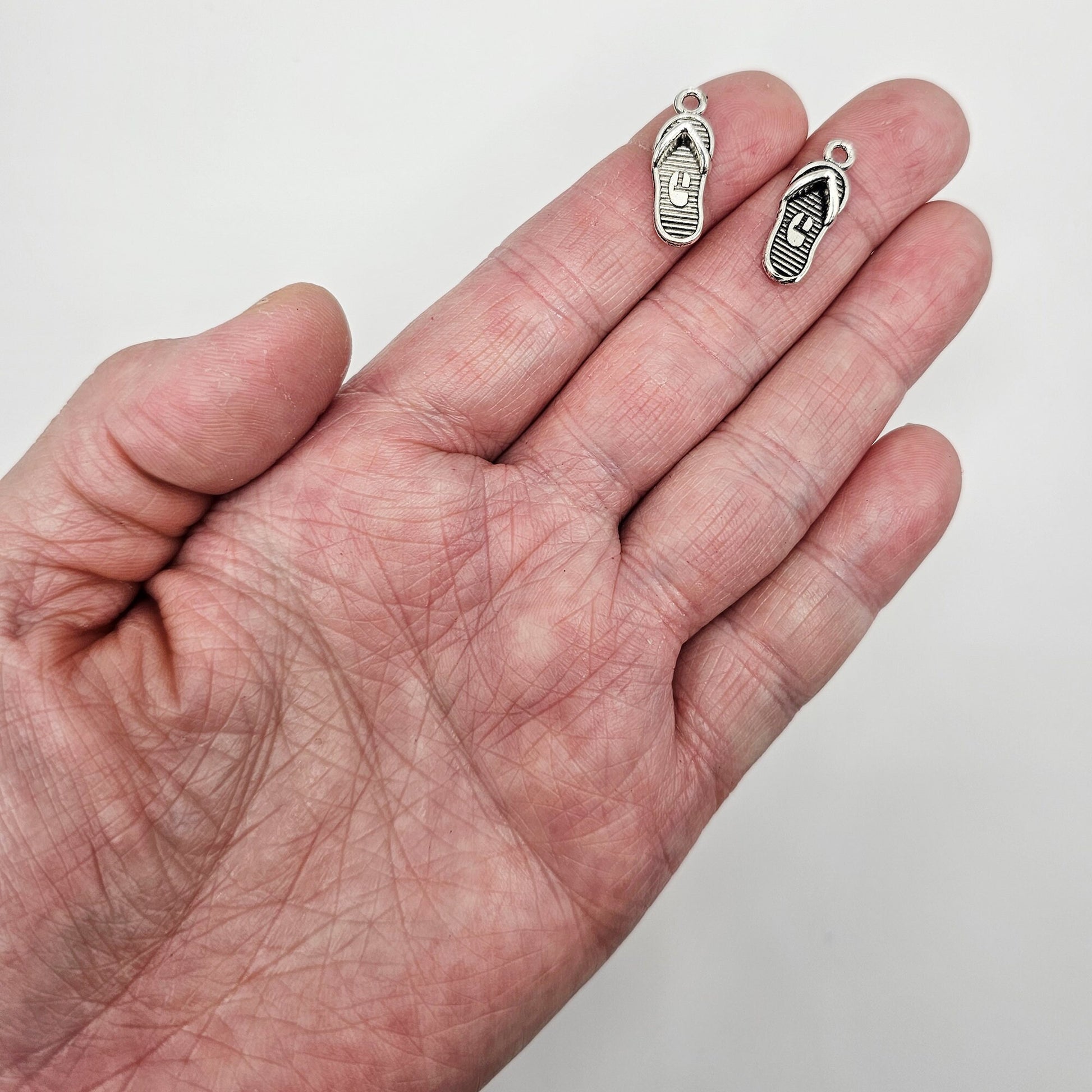 10/25/50 Pcs Flip Flop, Sandals Charm, Slippers Charms #CM036