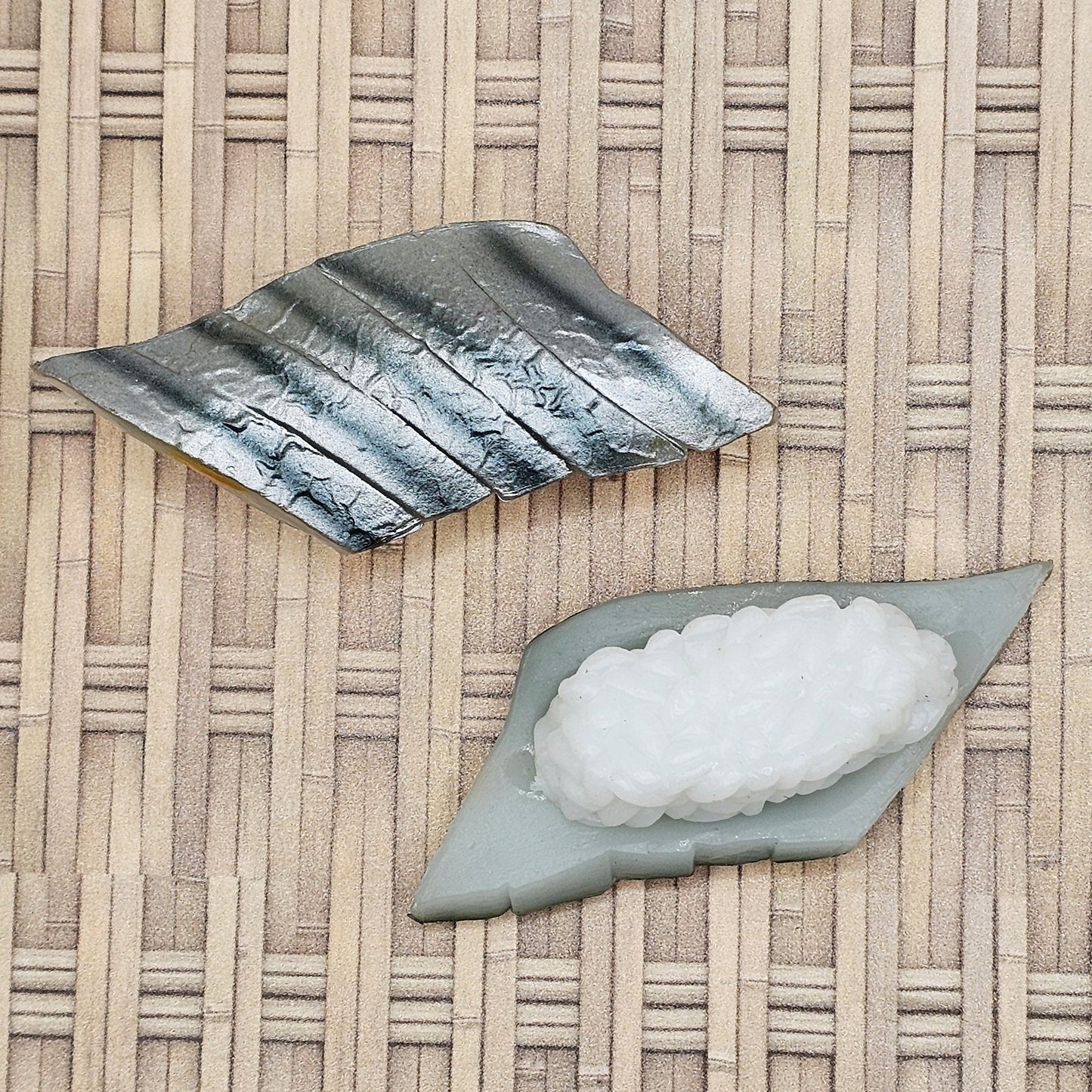 2 Pcs Fake Sushi Artificial Japanese Sushi Polymer Clay Food Saba Mackerel #CAB118