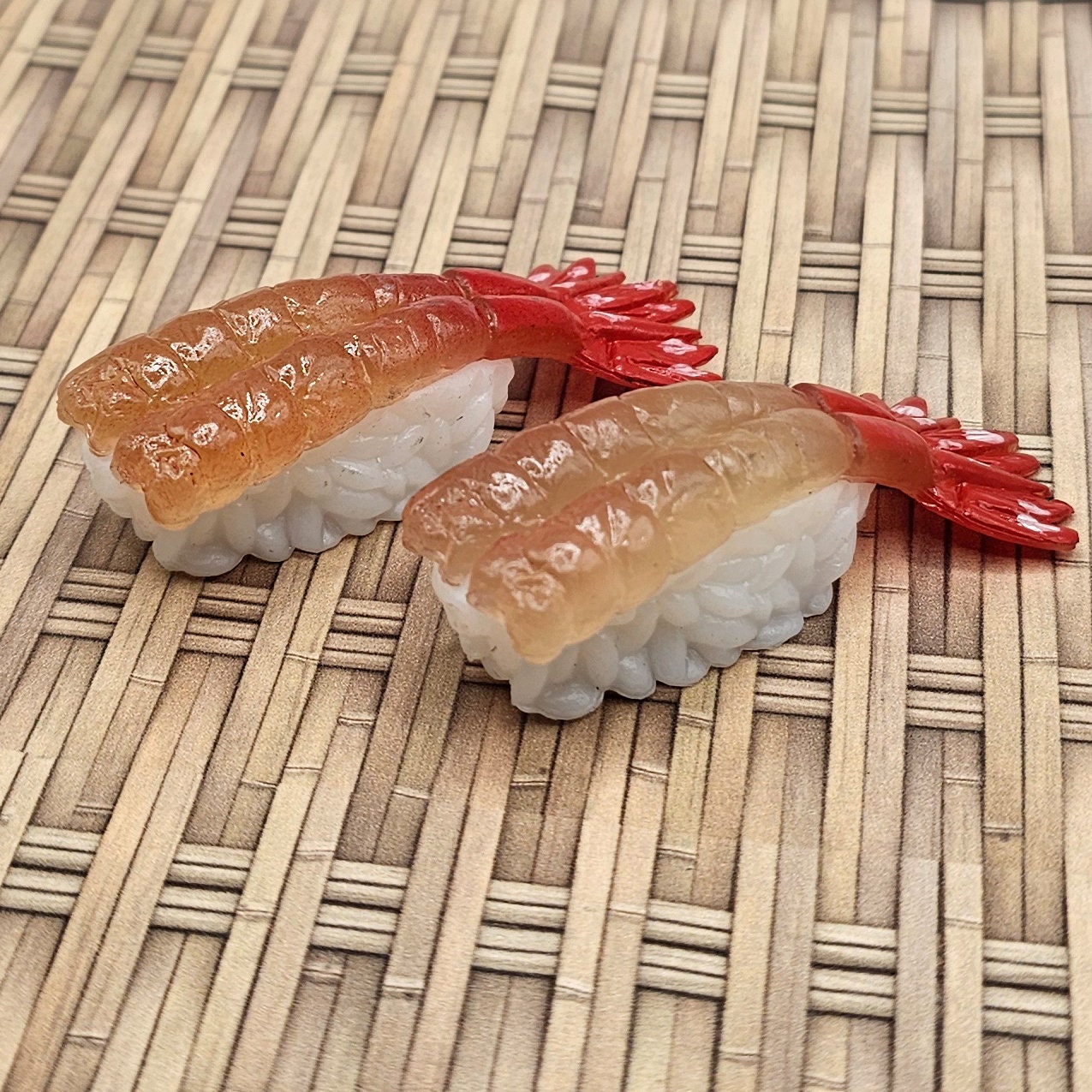 4 Pcs Fake Sushi Artificial Japanese Sushi Polymer Clay Food Japanese Cockle, Tuna, Mackerel, Shrimp, Clam #CAB115-118