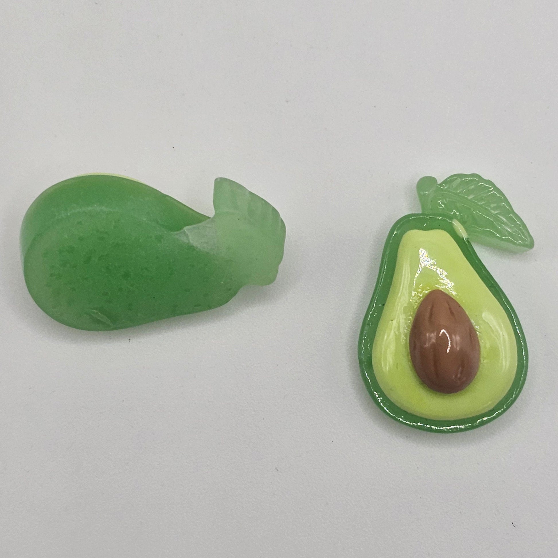 5/10/25 Pcs Avocado Resin Flat Back Cabochons, Fruits Flatback Cabochon #CAB136