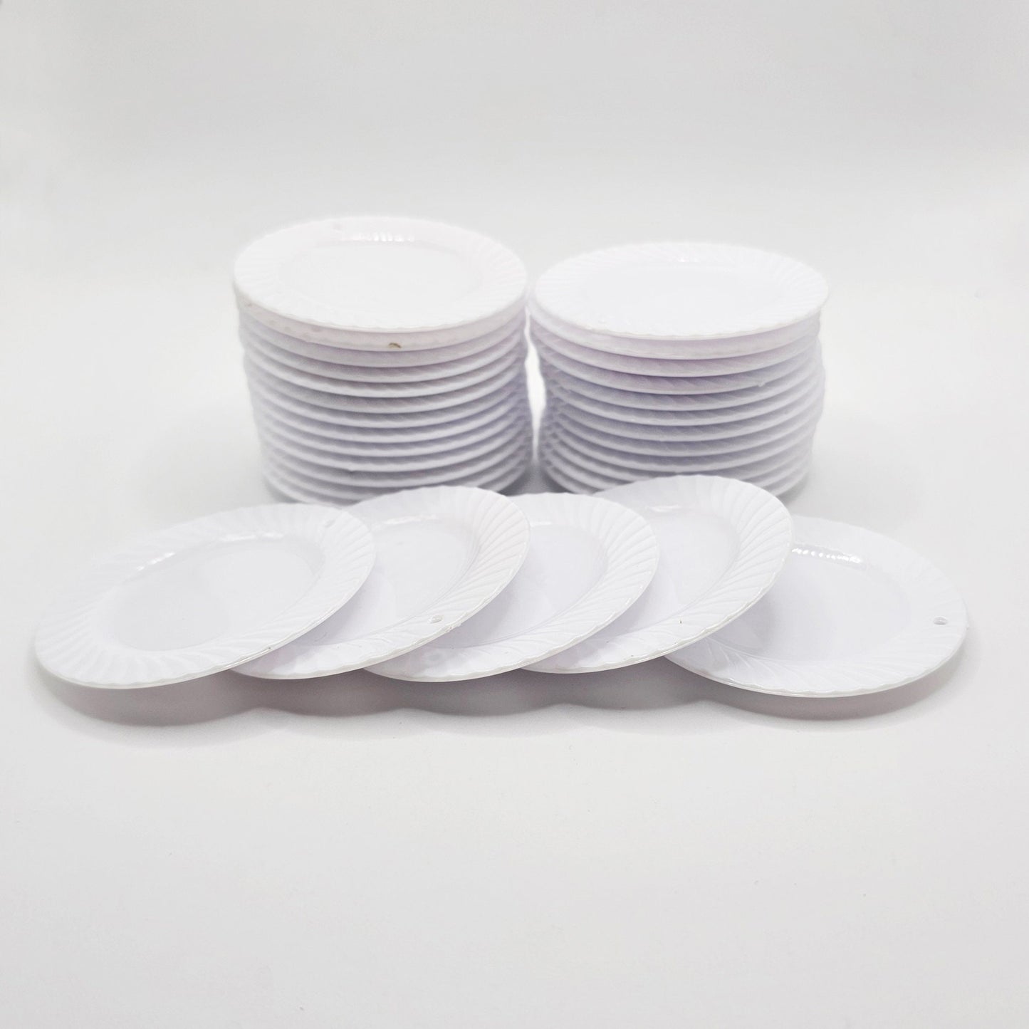 5/10/25 Pcs Miniature Plastic Plate Fake Food Dollhouse Plate with Hole DIY Projects #CAB145-A