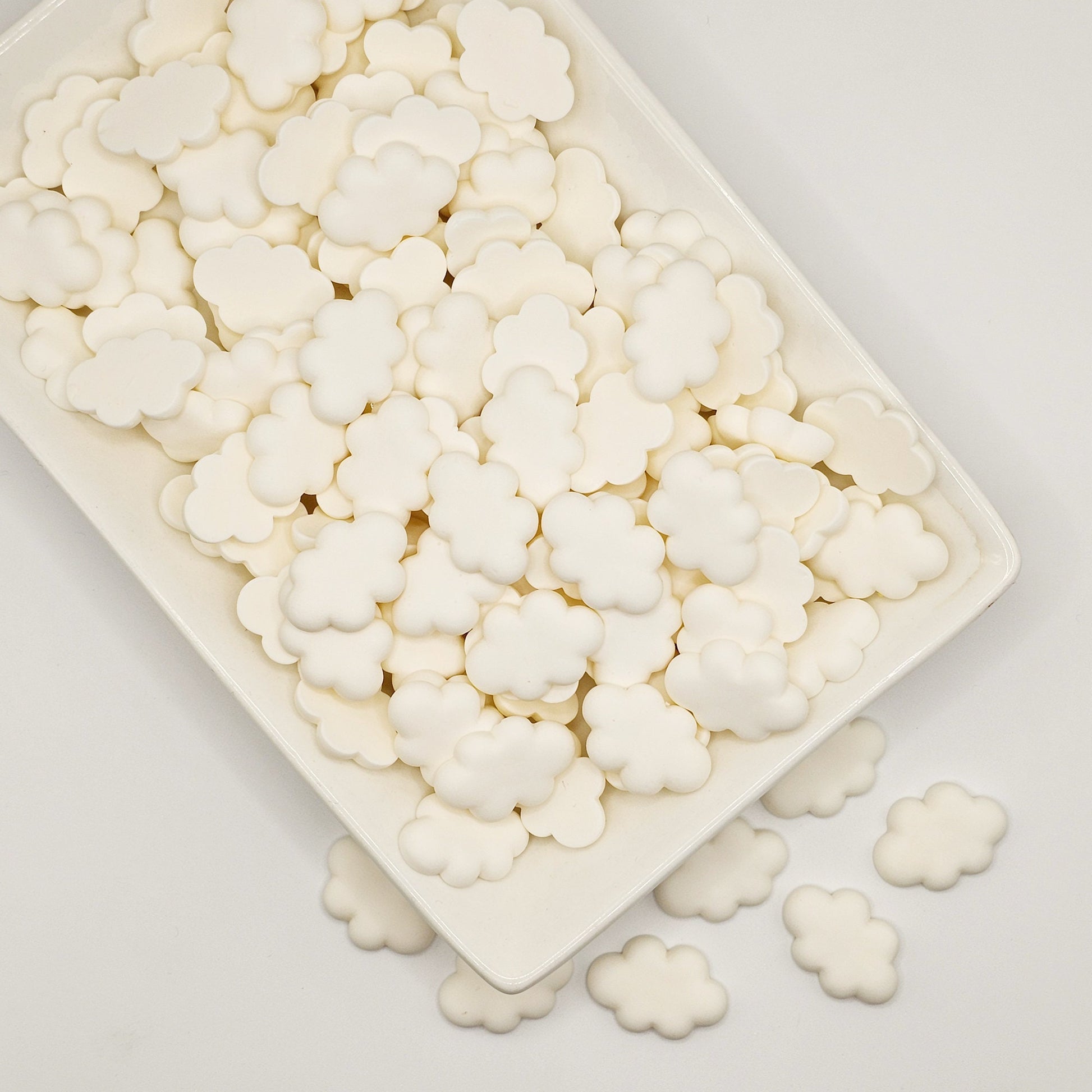 5/10/25 White/Blue Cloud Cabochons 3D Puffy Fluffy Kawaii Cloud 25mmx 17mm #CAB 144