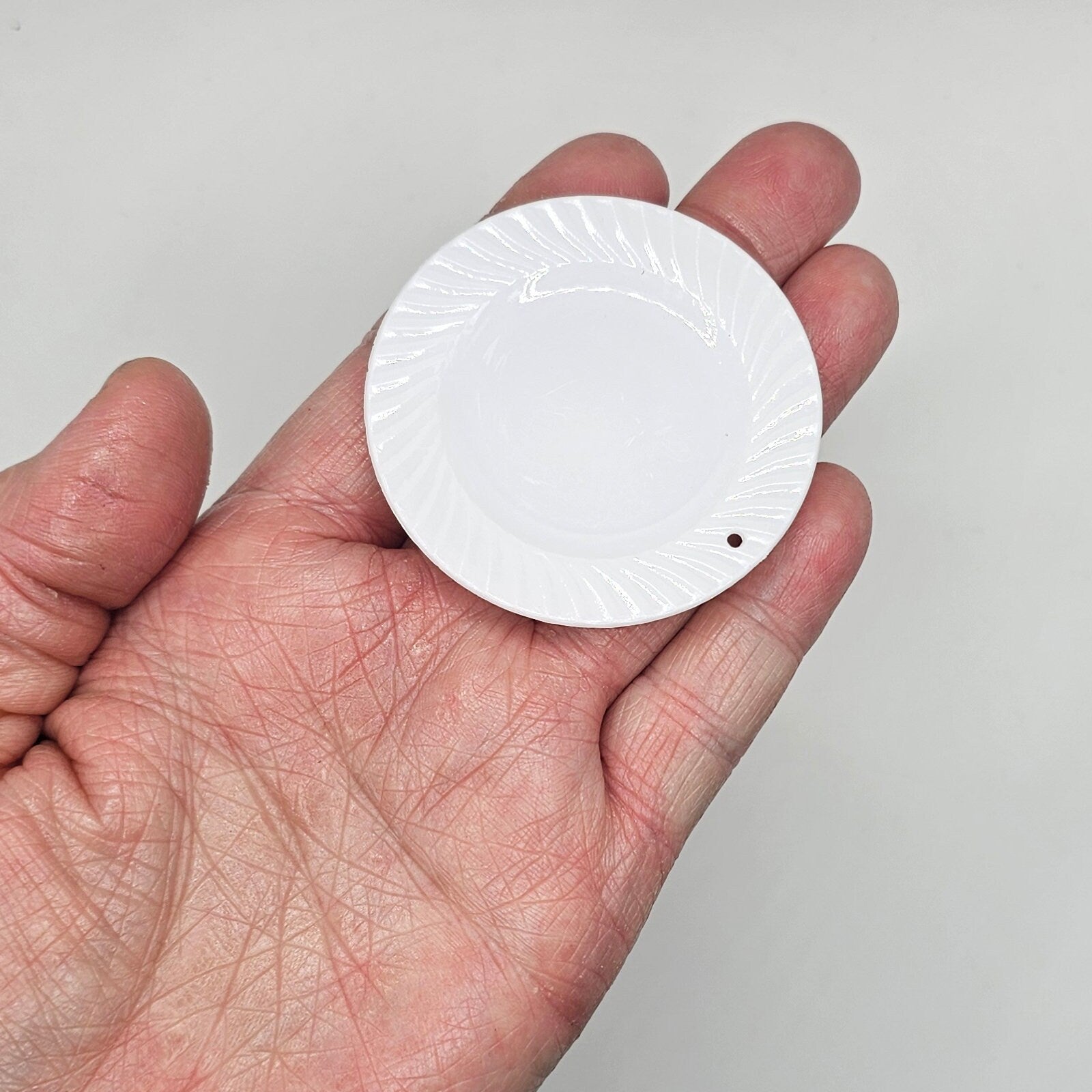 5/10/25 Pcs Miniature Plastic Plate Fake Food Dollhouse Plate with Hole DIY Projects #CAB145-A