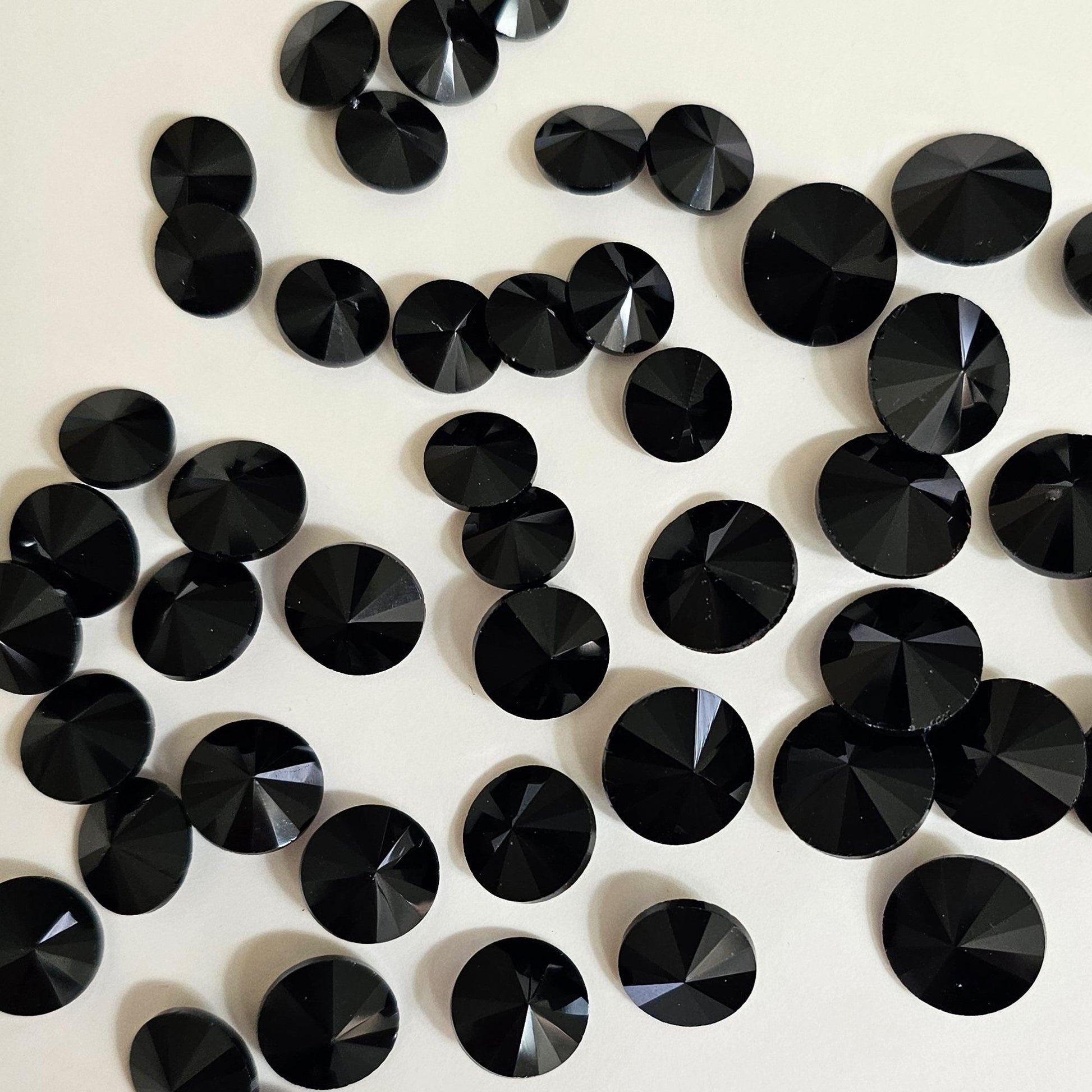 Cone Round Pointed Back Gems Jewels Opaque Black Rhinestone 10mm 12mm 14mm 16mm