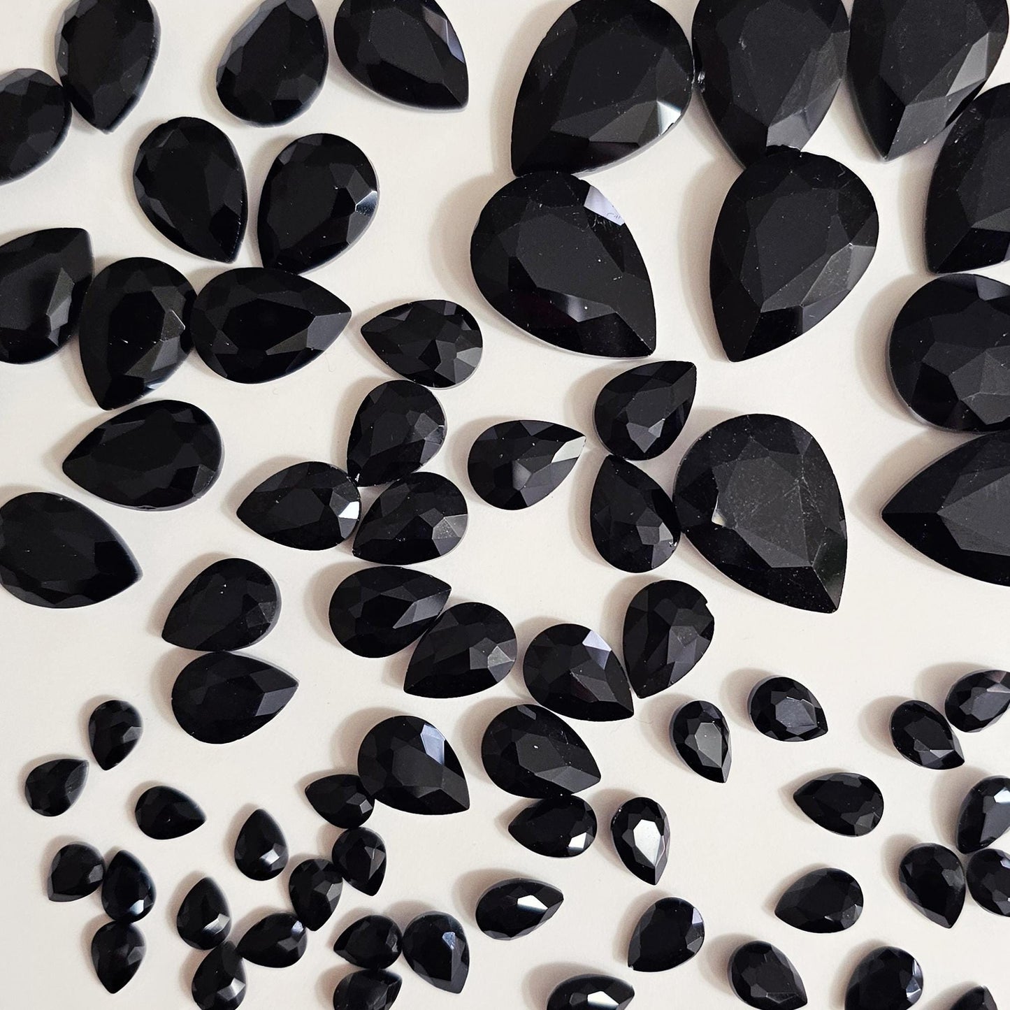 Teardrop Pointed Back Gems Jewels Opaque Black Rhinestone 6x8mm 8x10mm 10x14mm 13x18mm 18x25mm