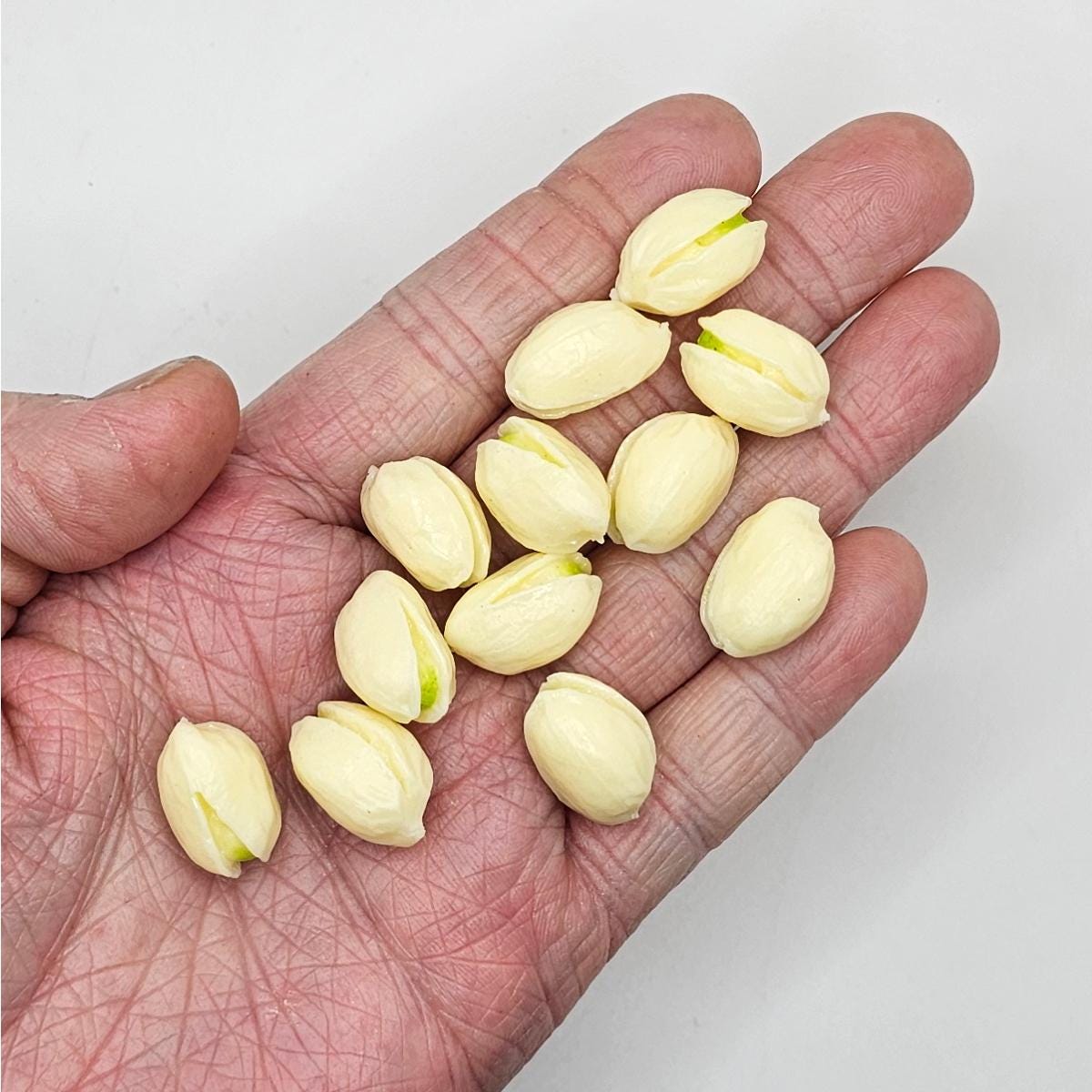 15/50 Pcs Fake Pistachio Cabochon, 3D Realistic Size Pistachios Cabochons, #CAB179
